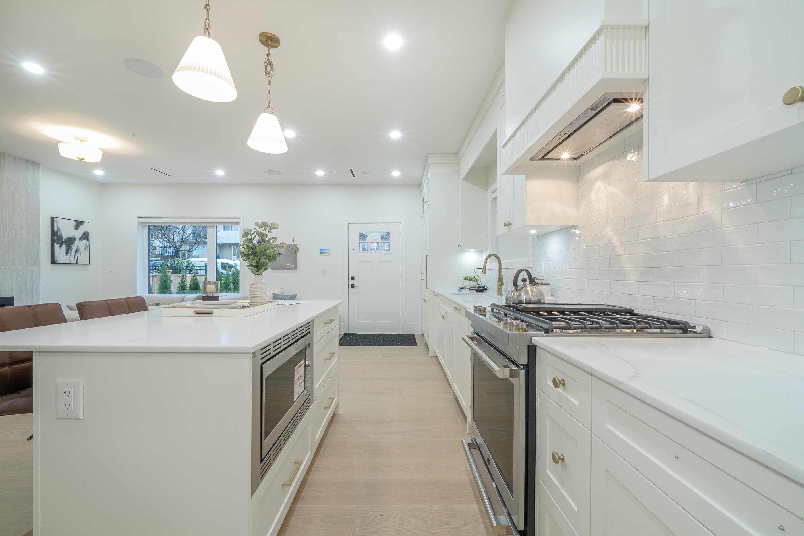 3460 Welwyn Street, Vancouver, BC