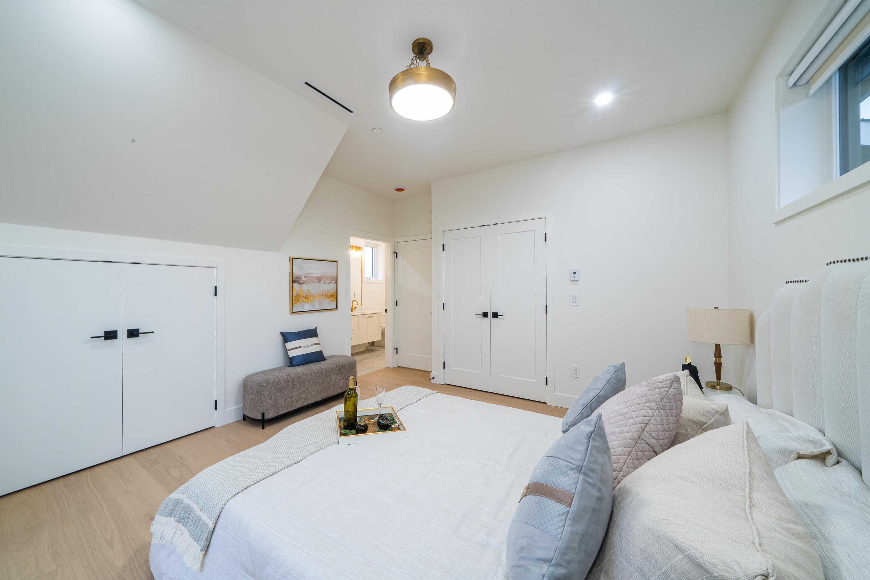 3460 Welwyn Street, Vancouver, BC