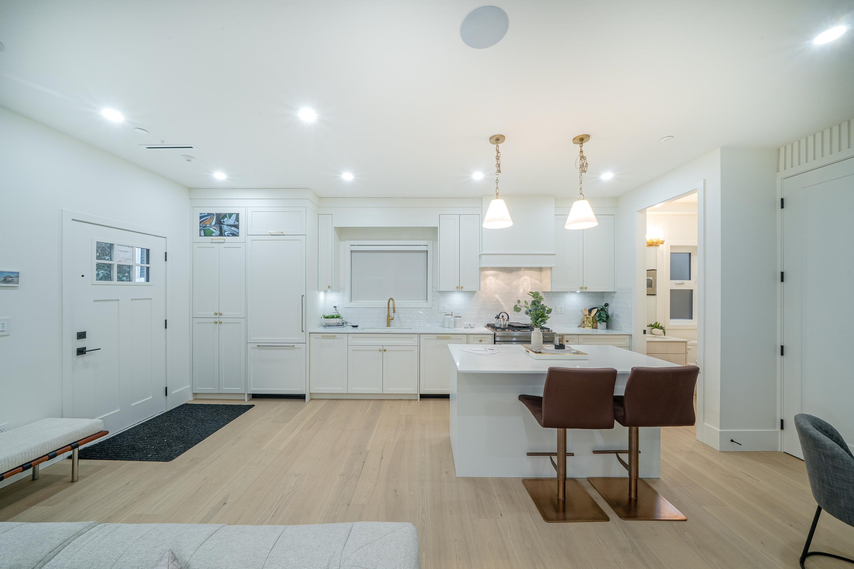 3460 Welwyn Street, Vancouver, BC