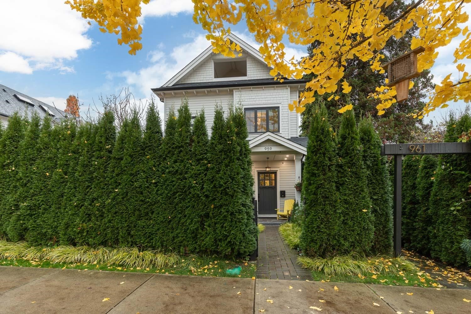 959 13Th Avenue E, Vancouver, BC