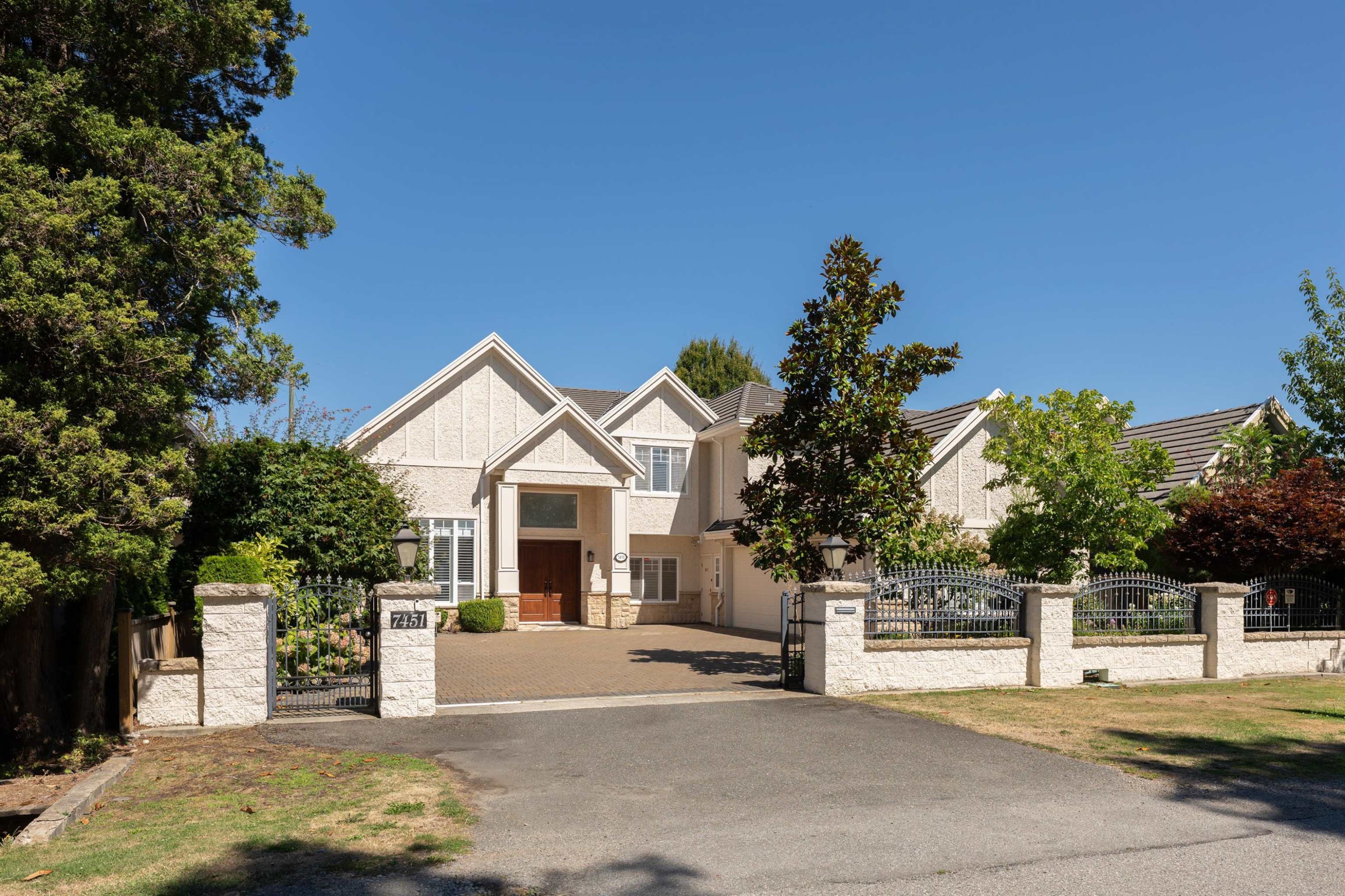 7451 Bates Road, Richmond, BC
