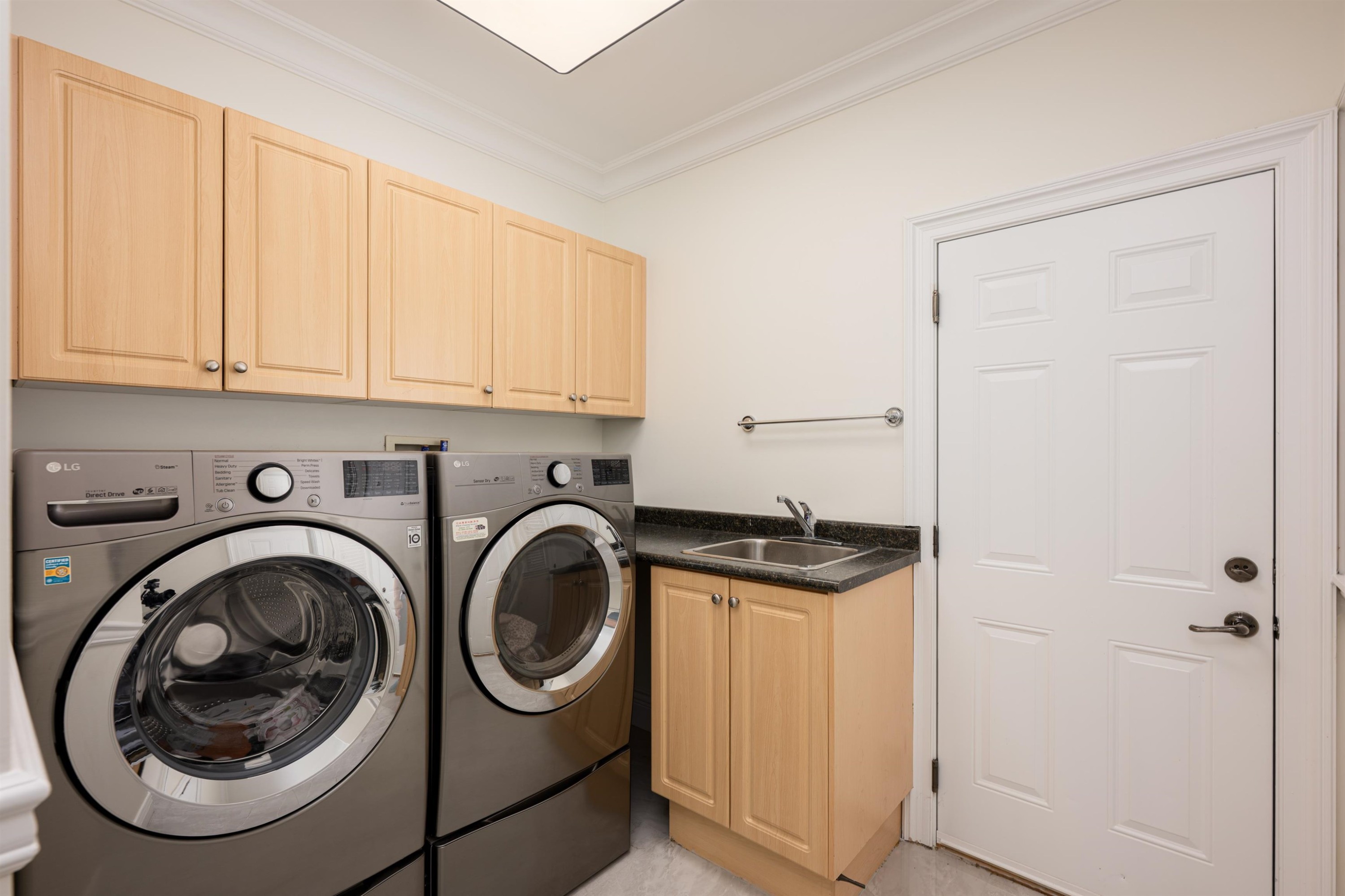 7451 Bates Road, Richmond, BC