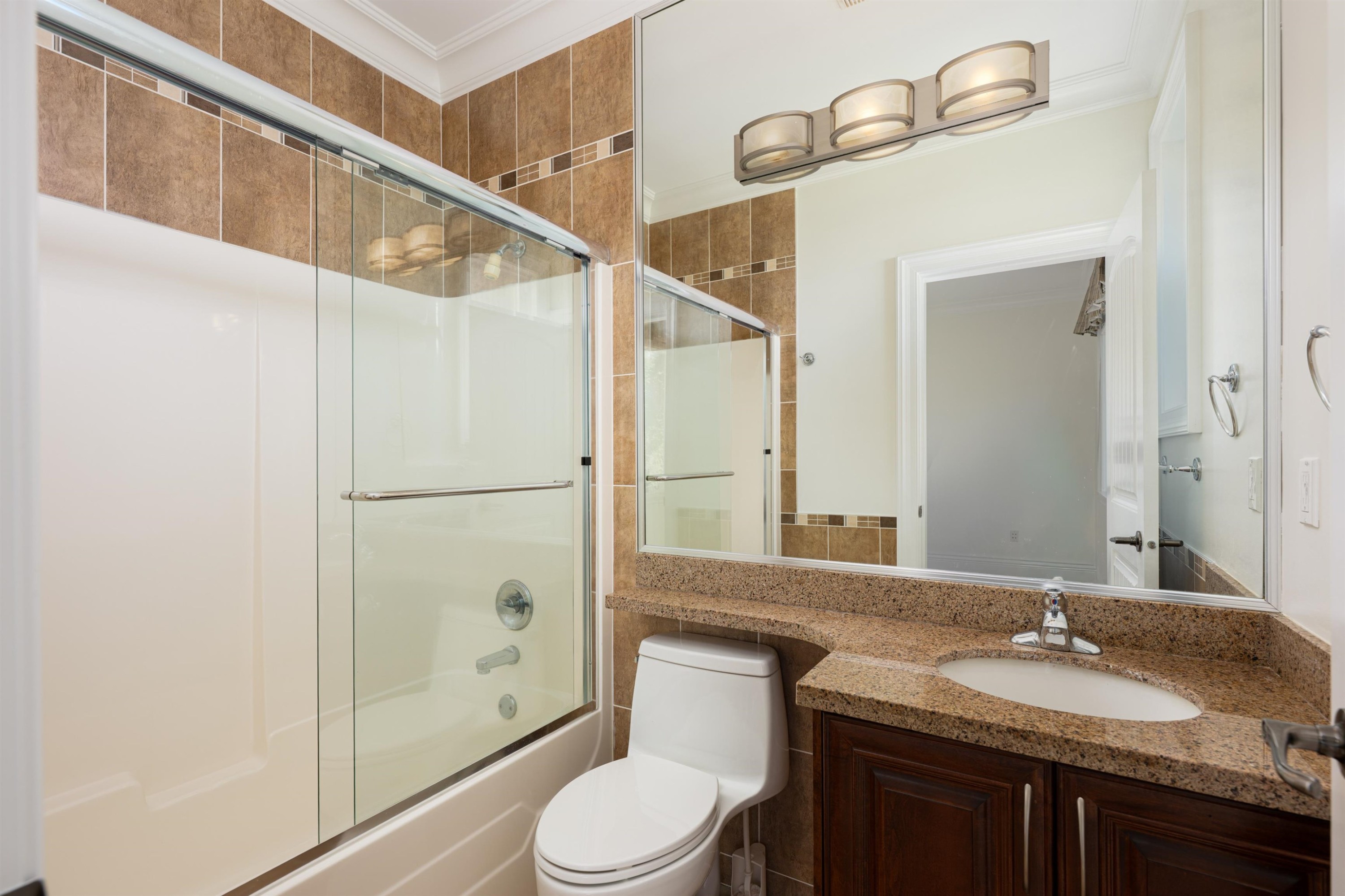 7451 Bates Road, Richmond, BC