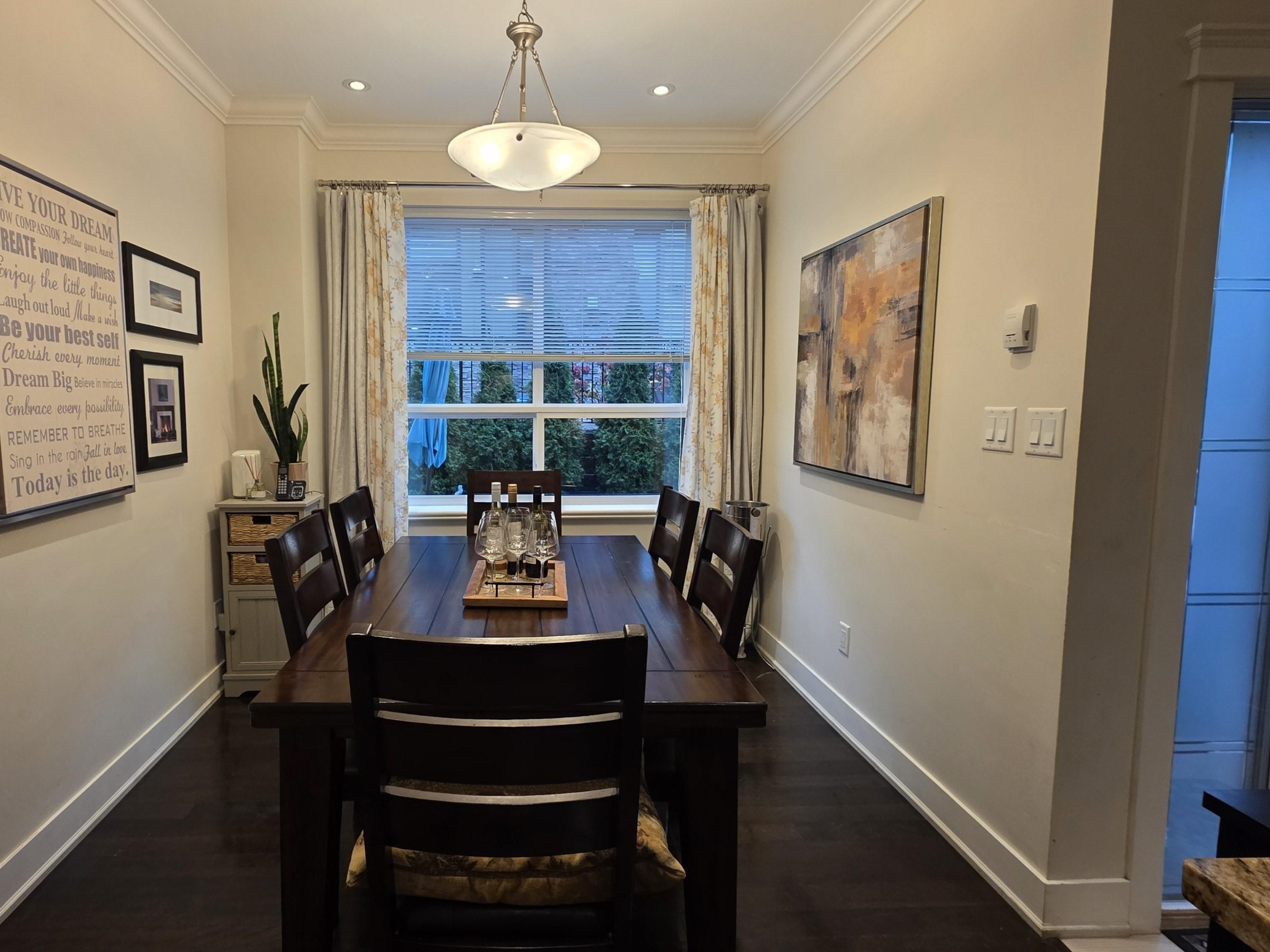 665 15Th Street W, North Vancouver, BC