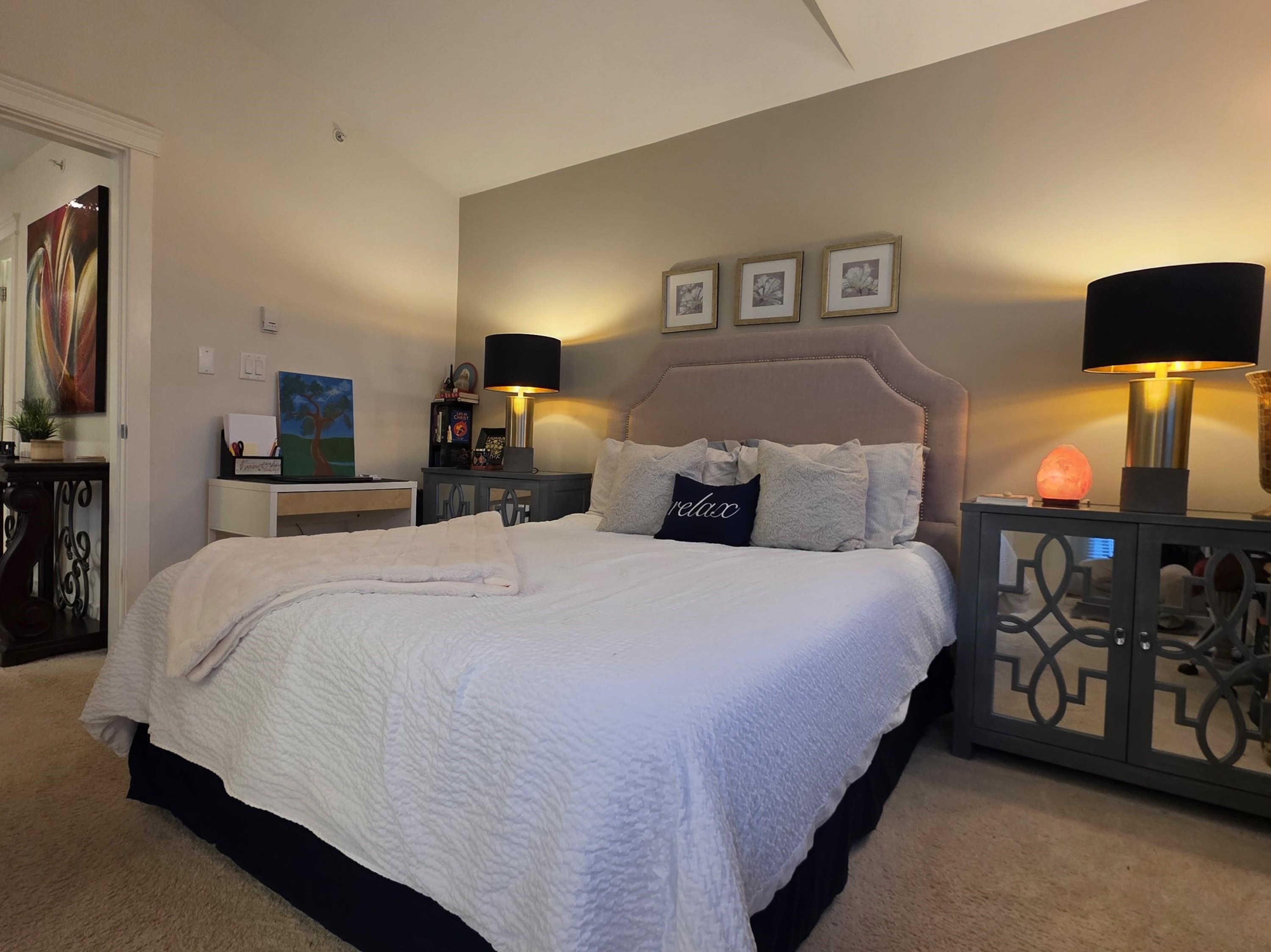 665 15Th Street W, North Vancouver, BC