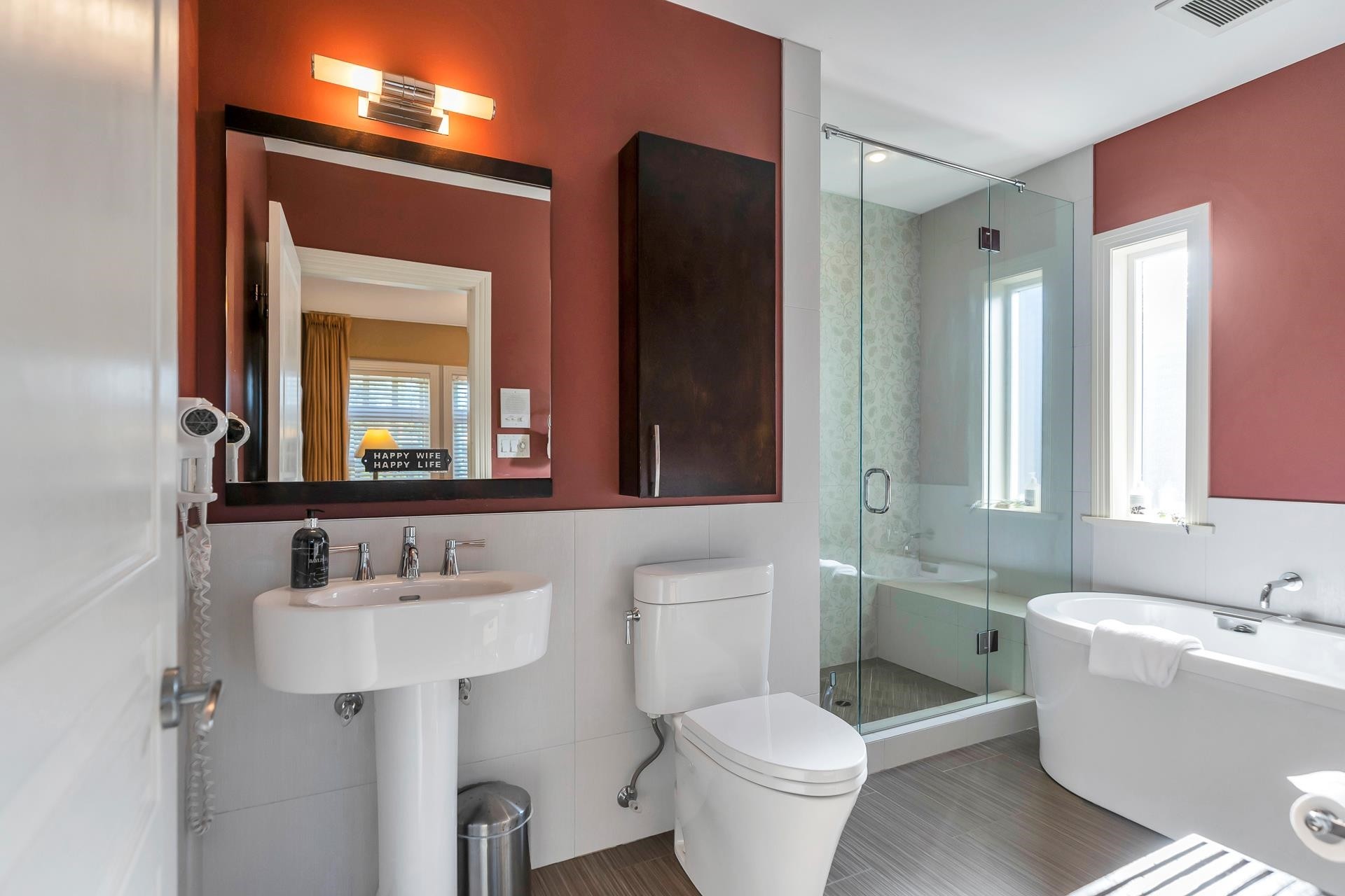 5062 Granville Street, Vancouver, BC