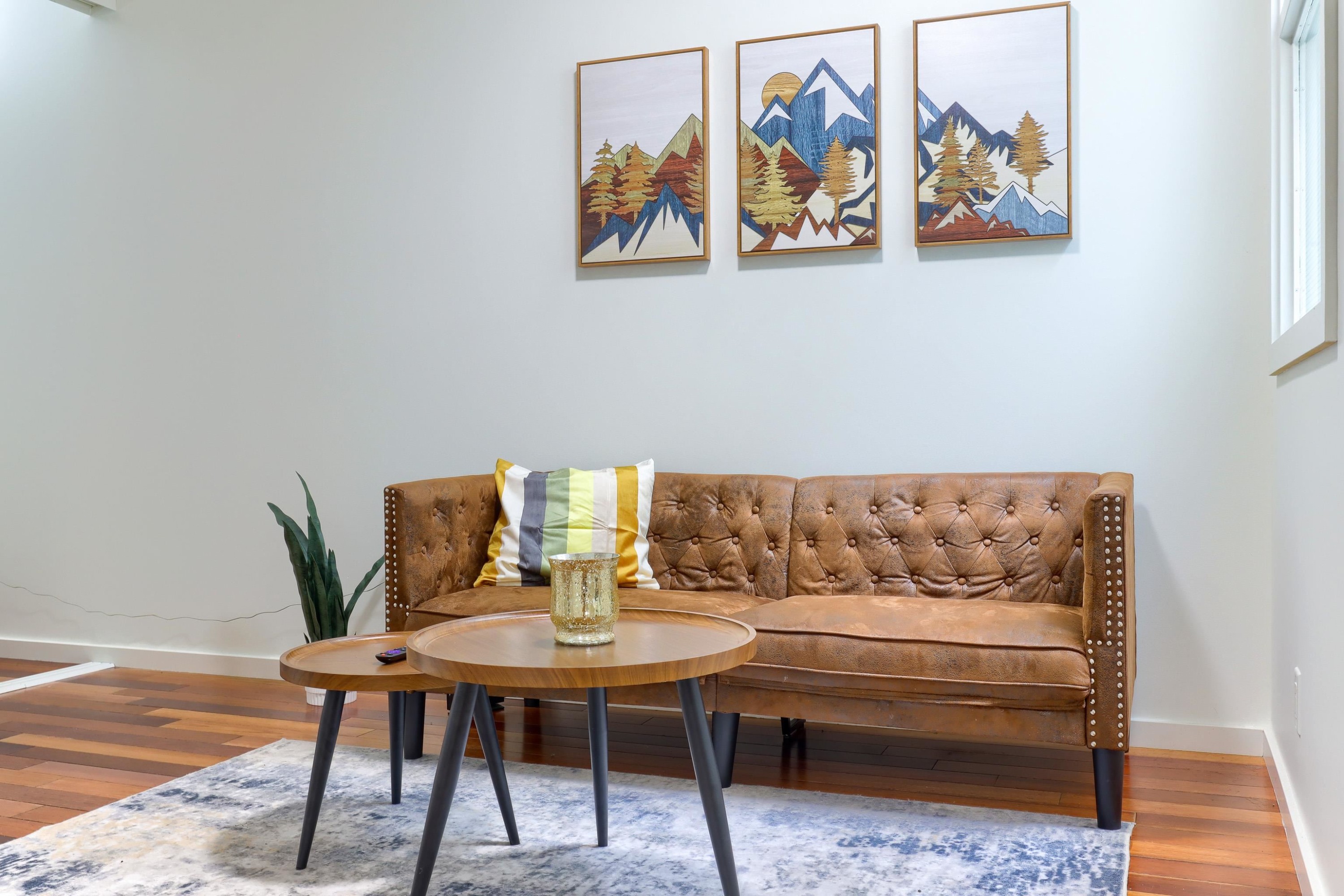 301 - Promo-440 Richards Street, Vancouver, BC