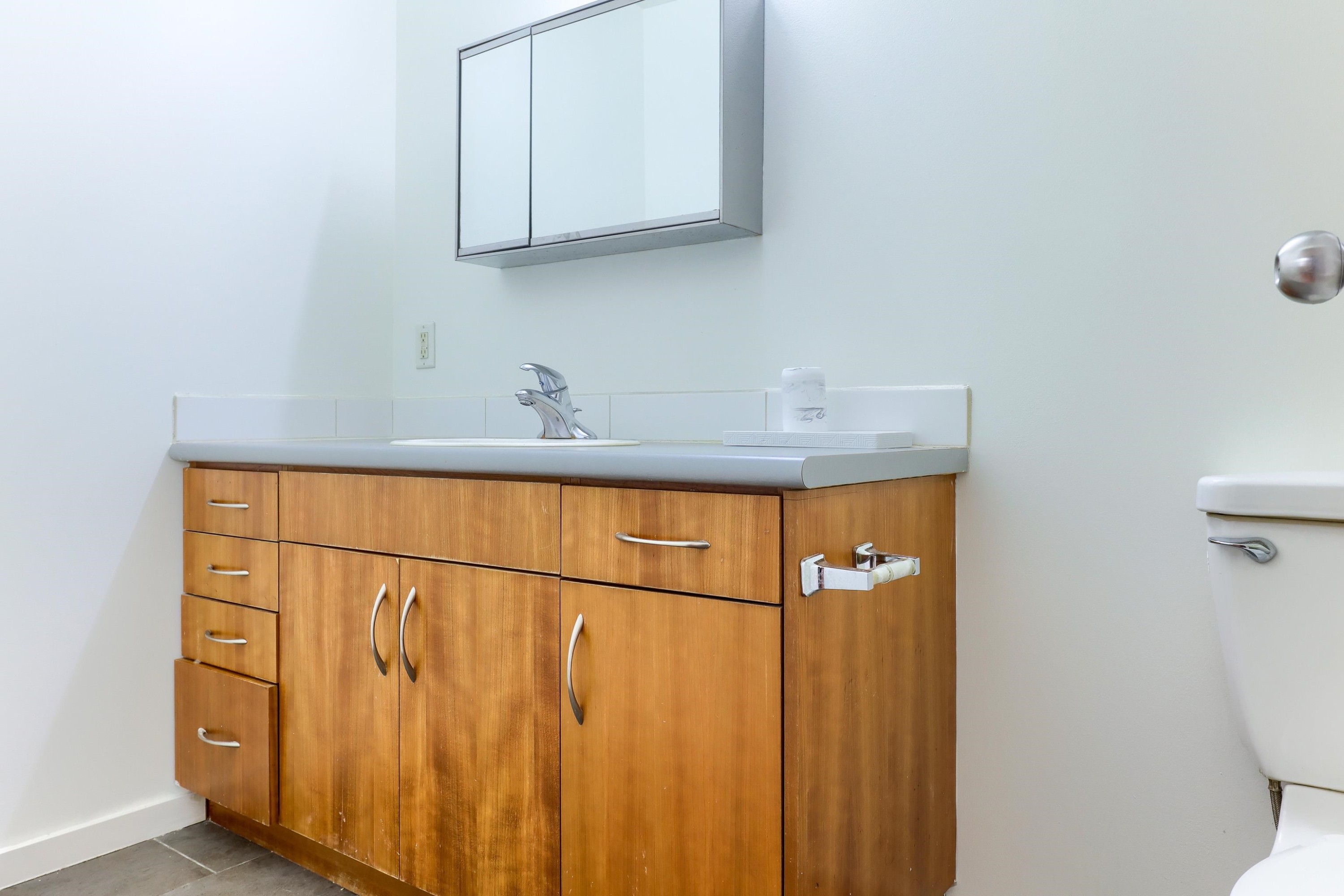 301 - Promo-440 Richards Street, Vancouver, BC