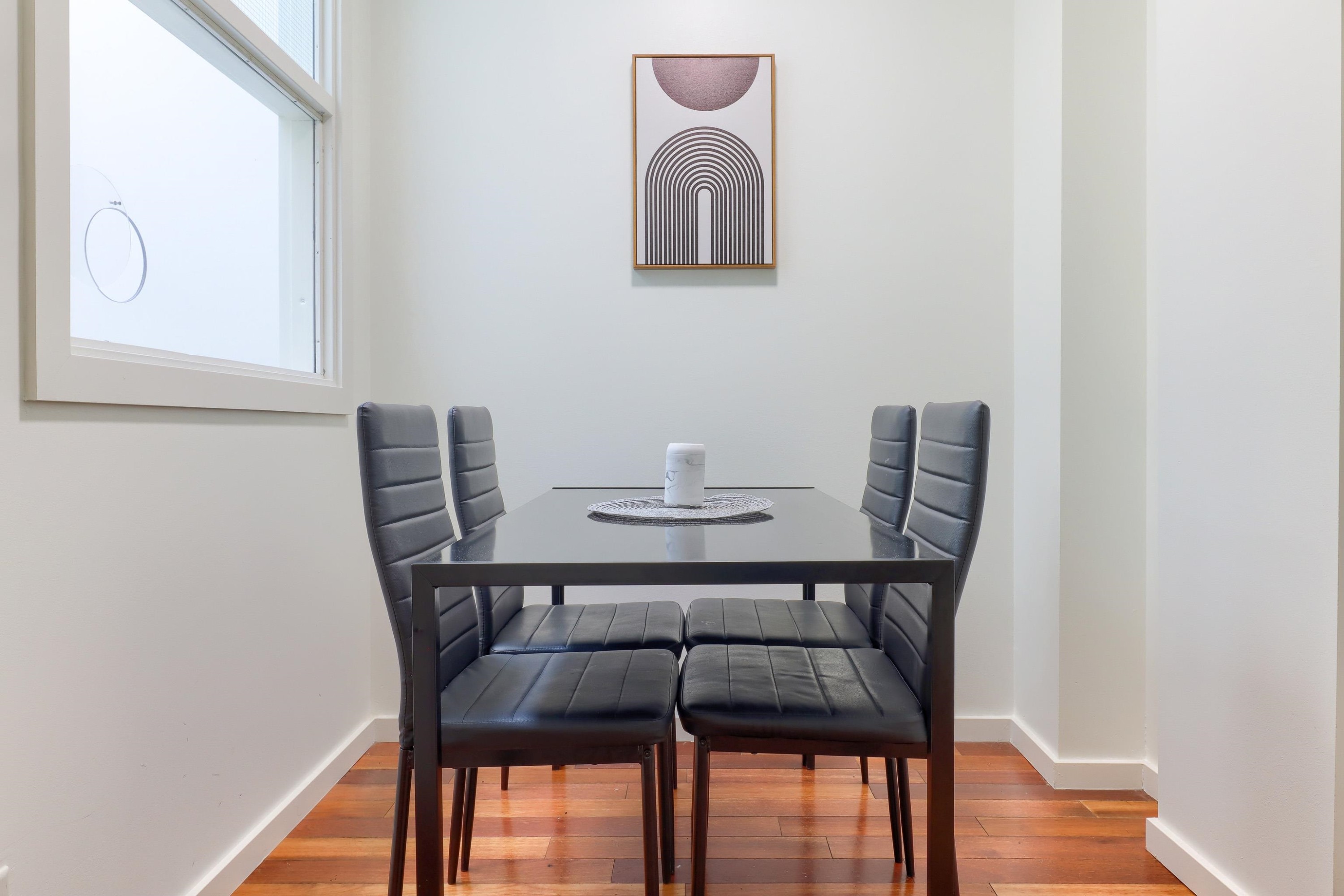 301 - Promo-440 Richards Street, Vancouver, BC