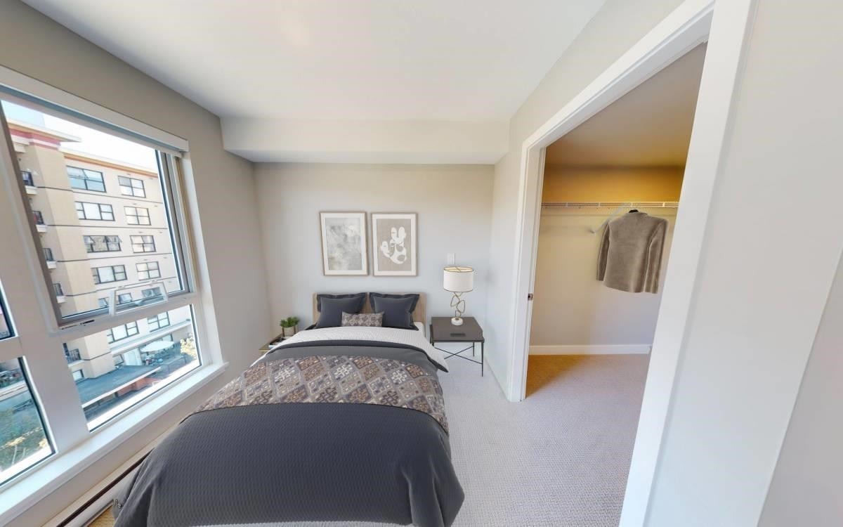 318-408 East Columbia, New Westminster, BC