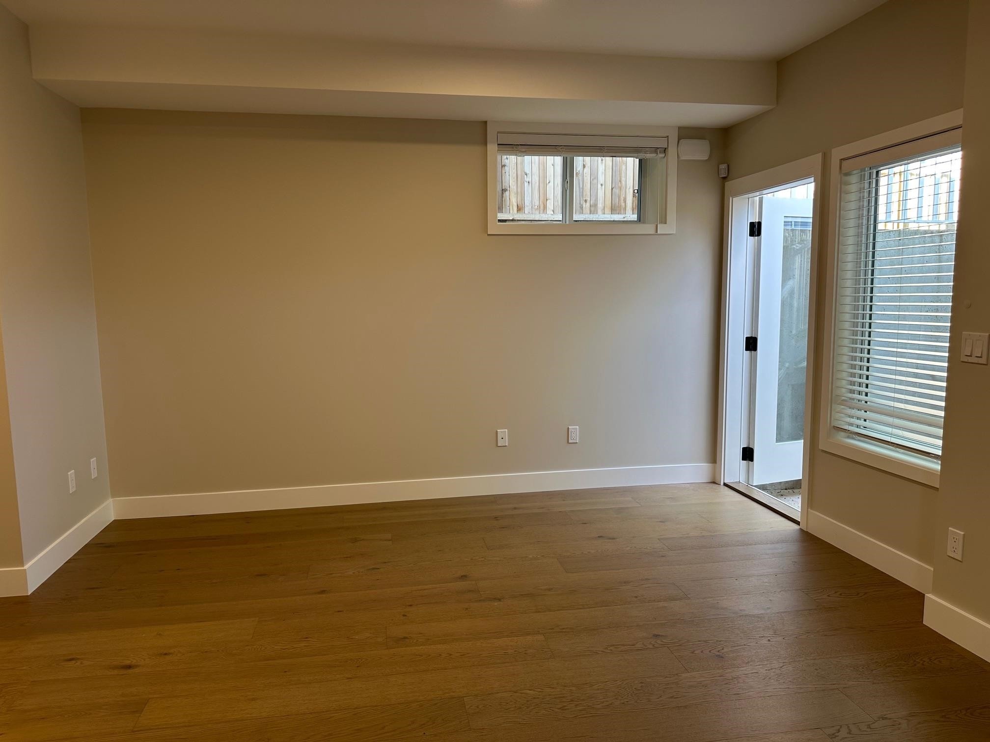 344 17Th Street E, North Vancouver, BC