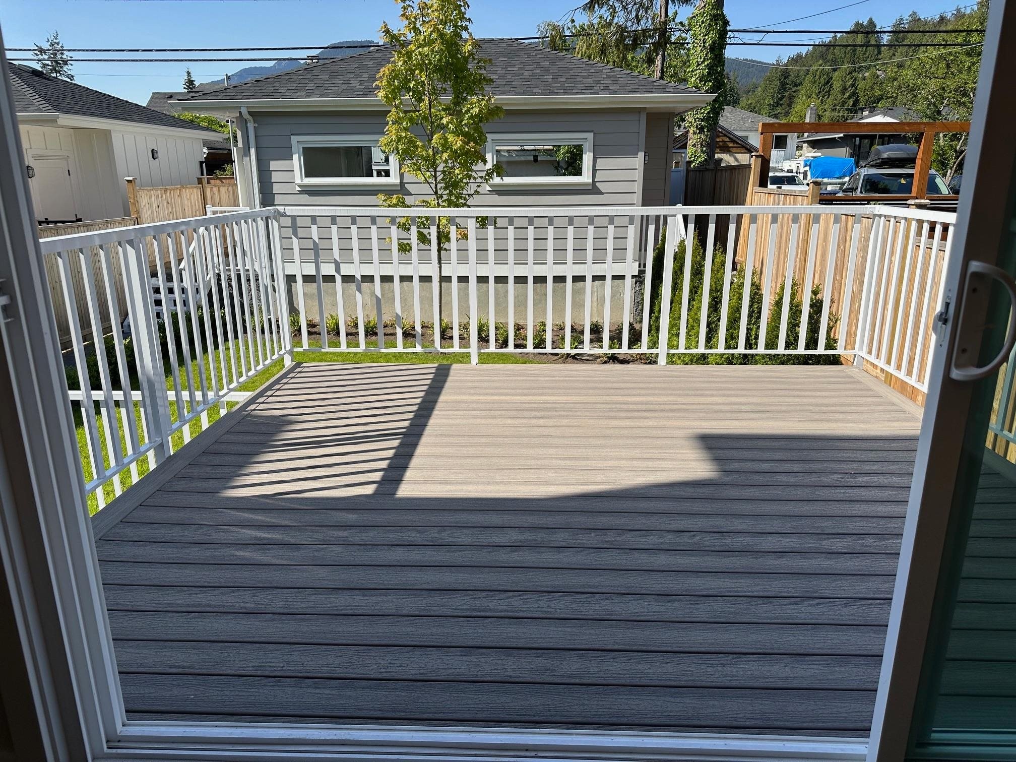 344 17Th Street E, North Vancouver, BC