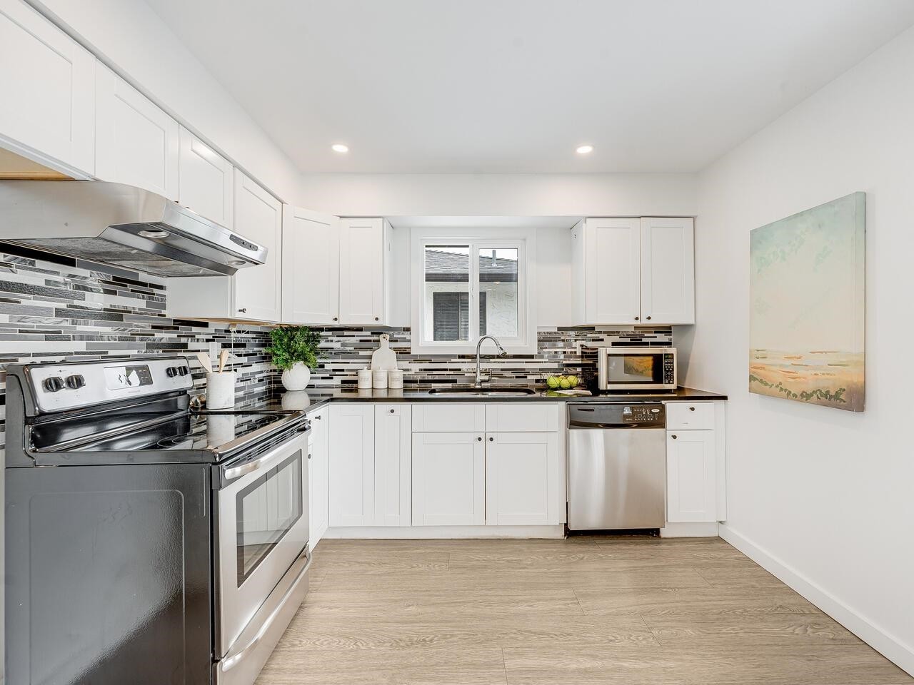 1732 Prairie Avenue, Port Coquitlam, BC