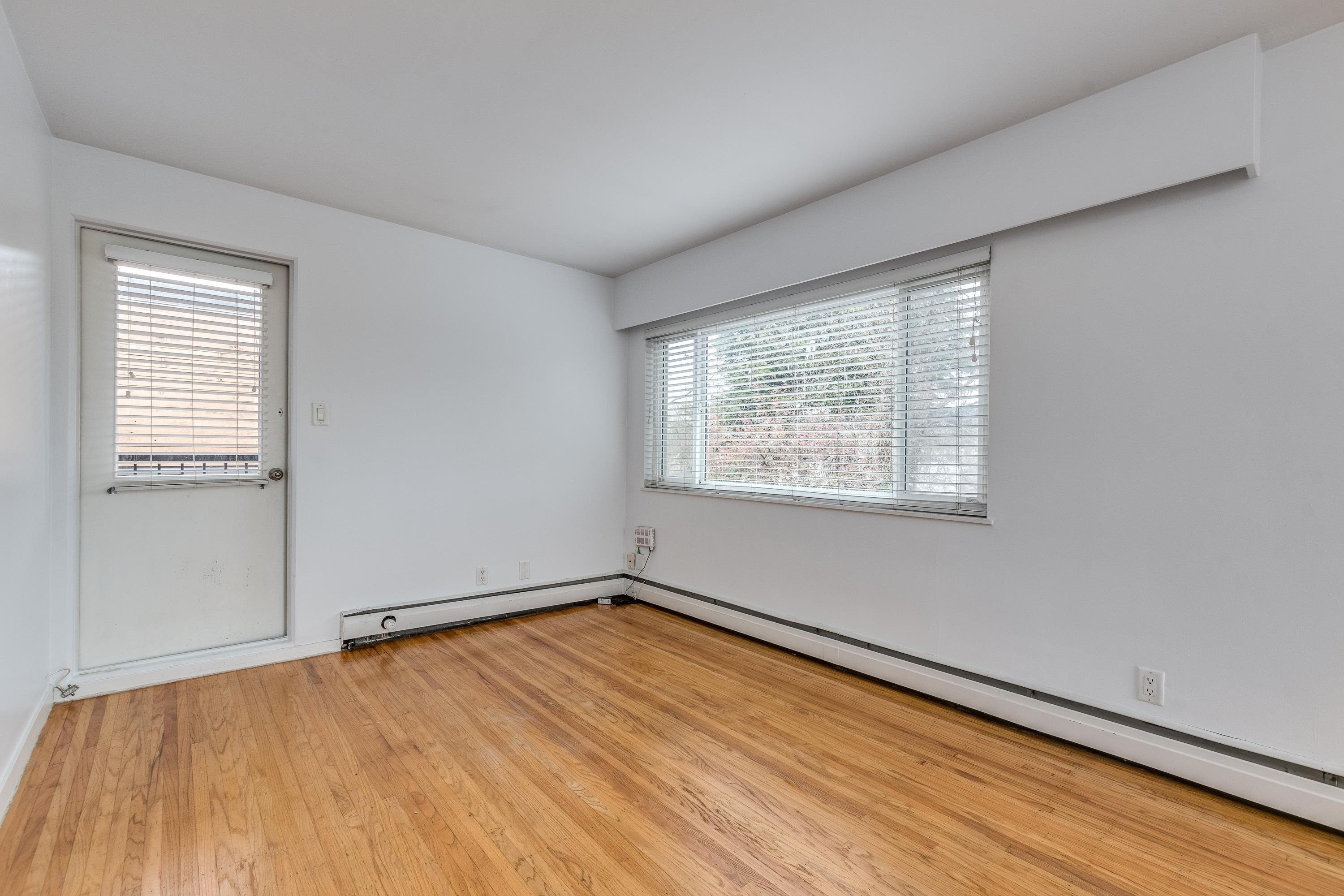 303-1985 W 8Th Avenue, Vancouver, BC