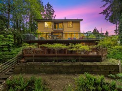 5836 Marine Way Sechelt, BC V7Z 0R3