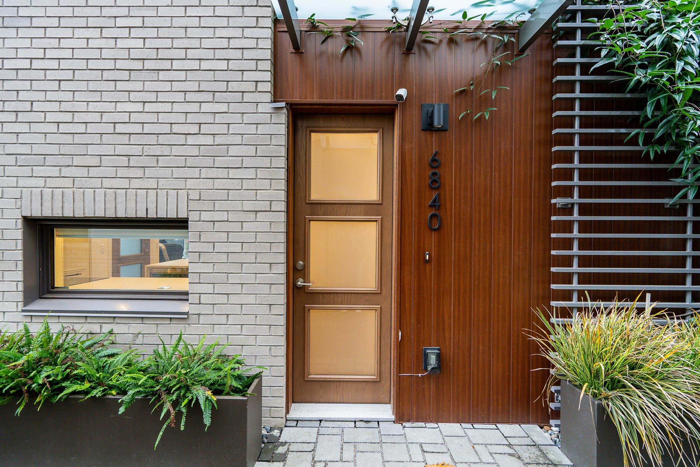 6840 Oak Street, Vancouver, BC