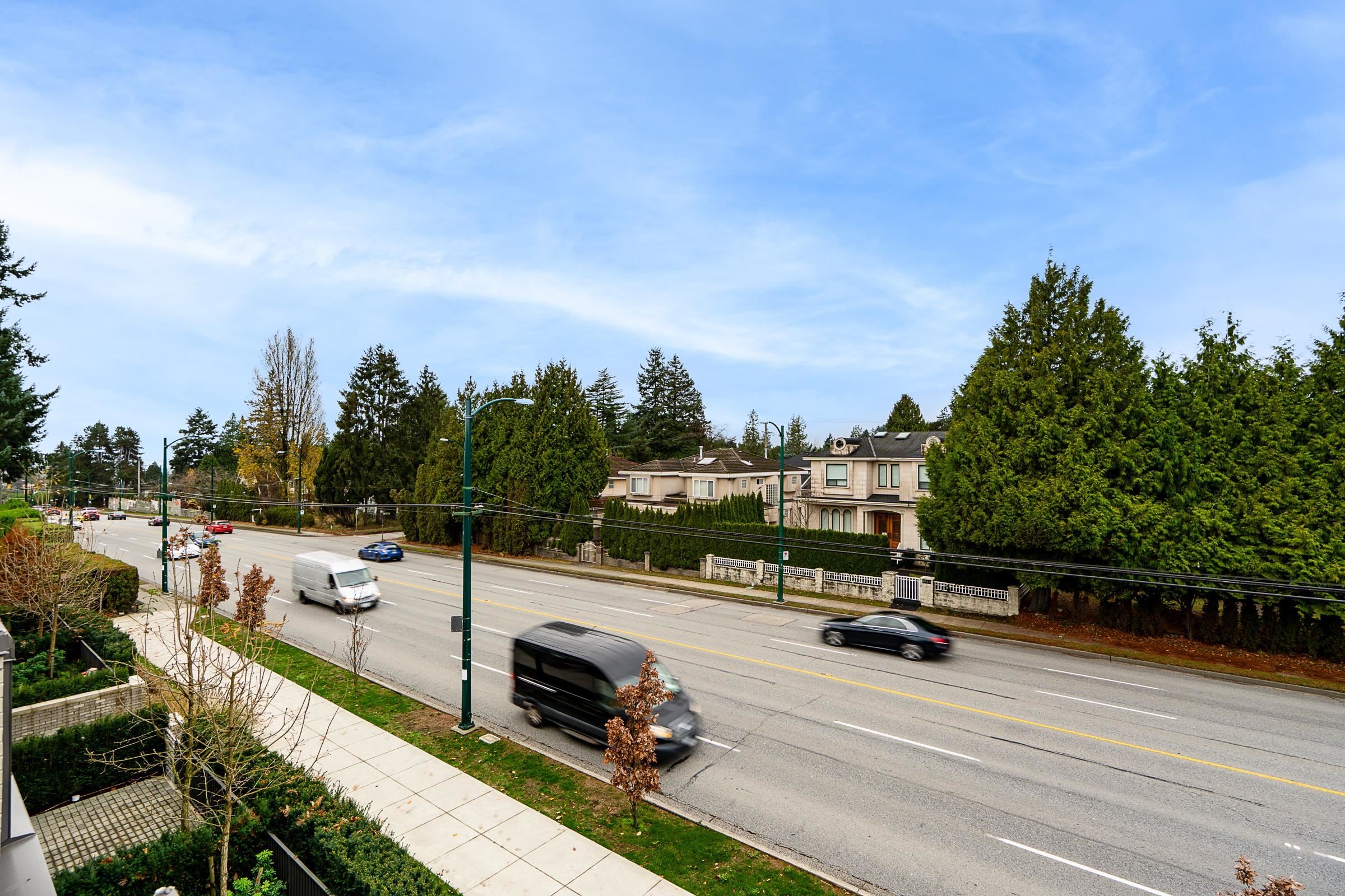 6840 Oak Street, Vancouver, BC