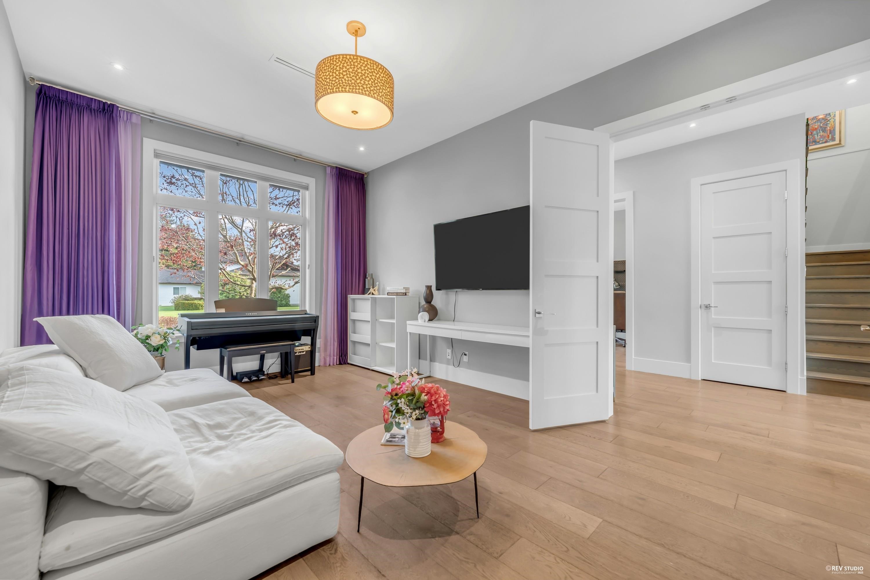 7591 Gabriola Crescent, Richmond, BC