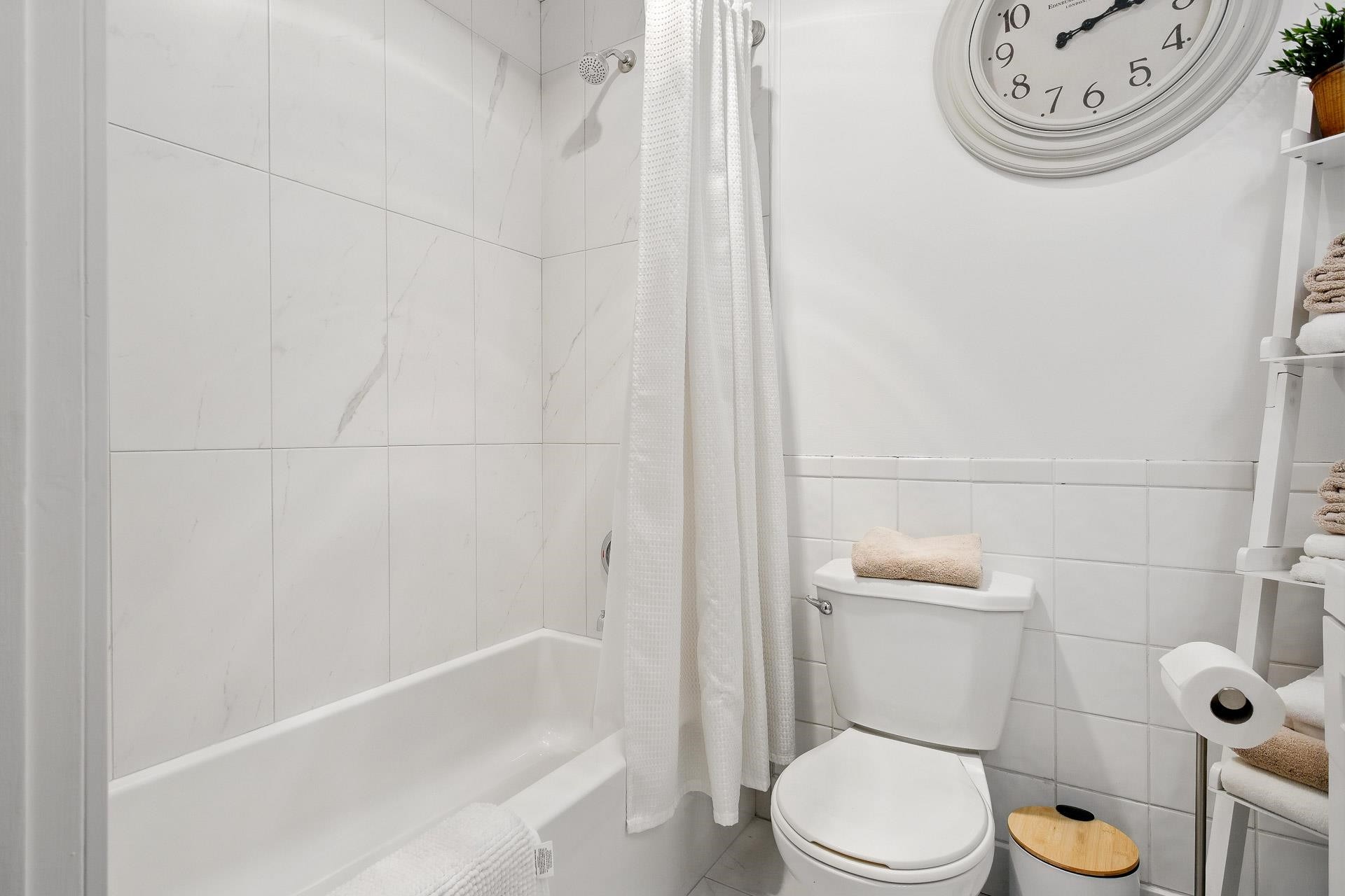 1087 Cecile Drive, Port Moody, BC