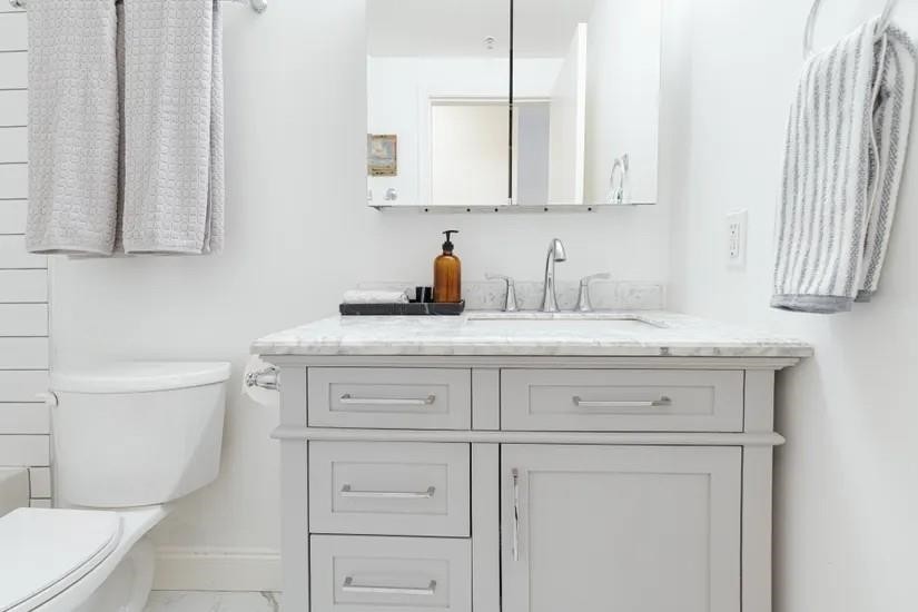 1249 Granville Street, Vancouver, BC