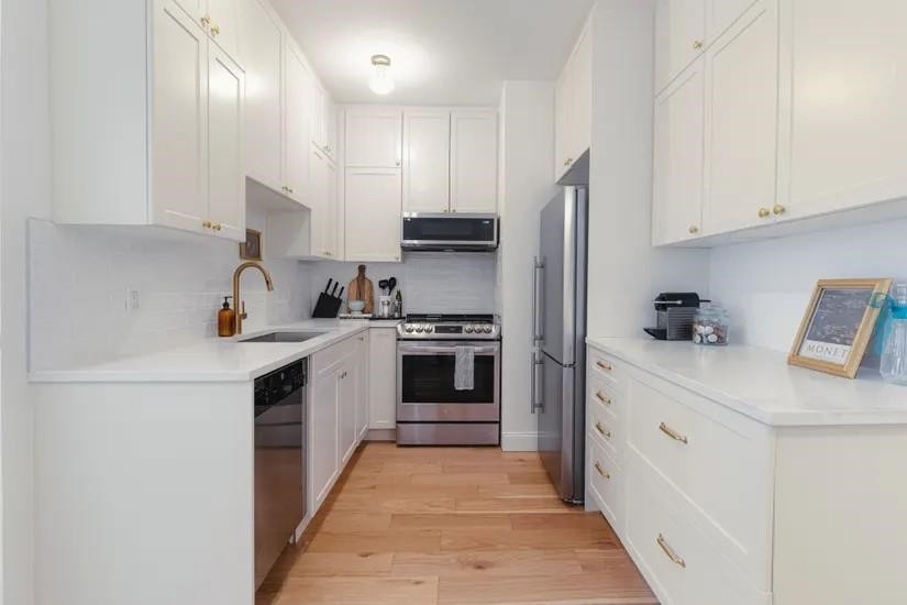 1249 Granville Street, Vancouver, BC