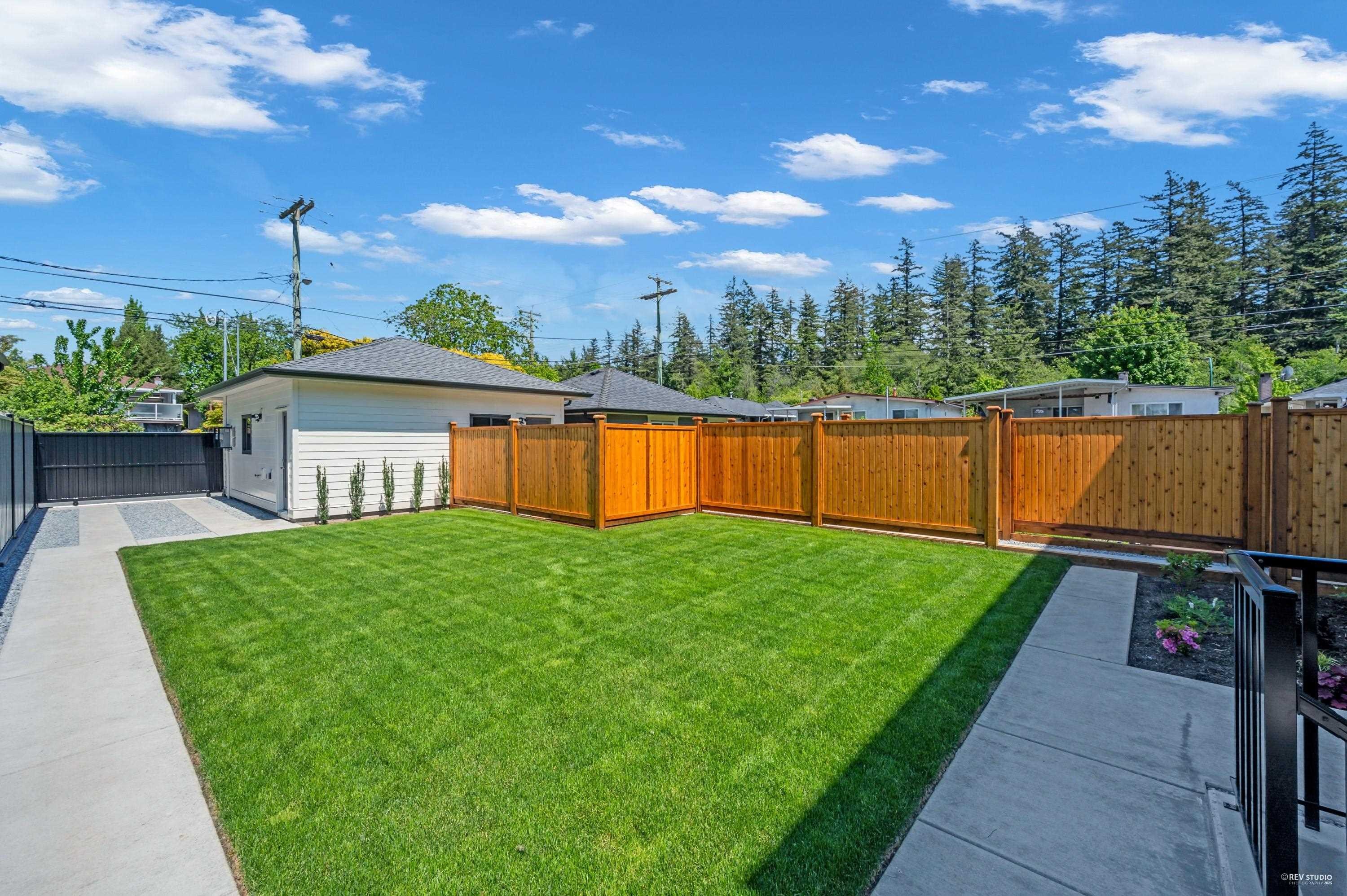 3673 48Th Avenue E, Vancouver, BC