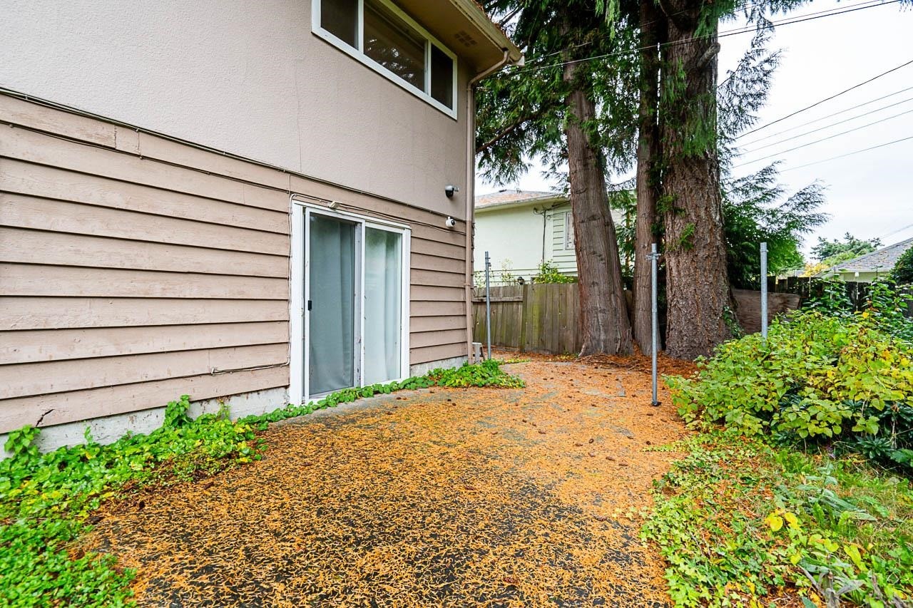 10080 Aintree Crescent, Richmond, BC