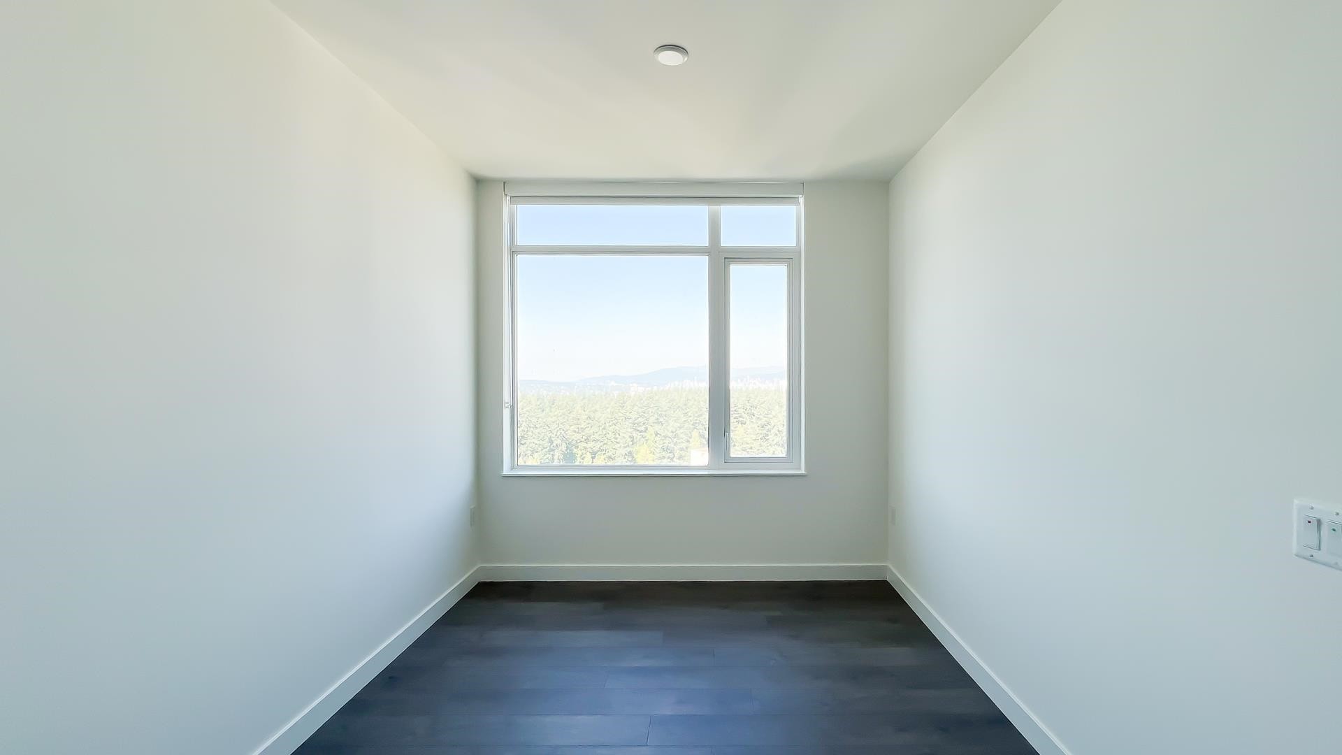 2406-6468 Willingdon Avenue, Burnaby, BC