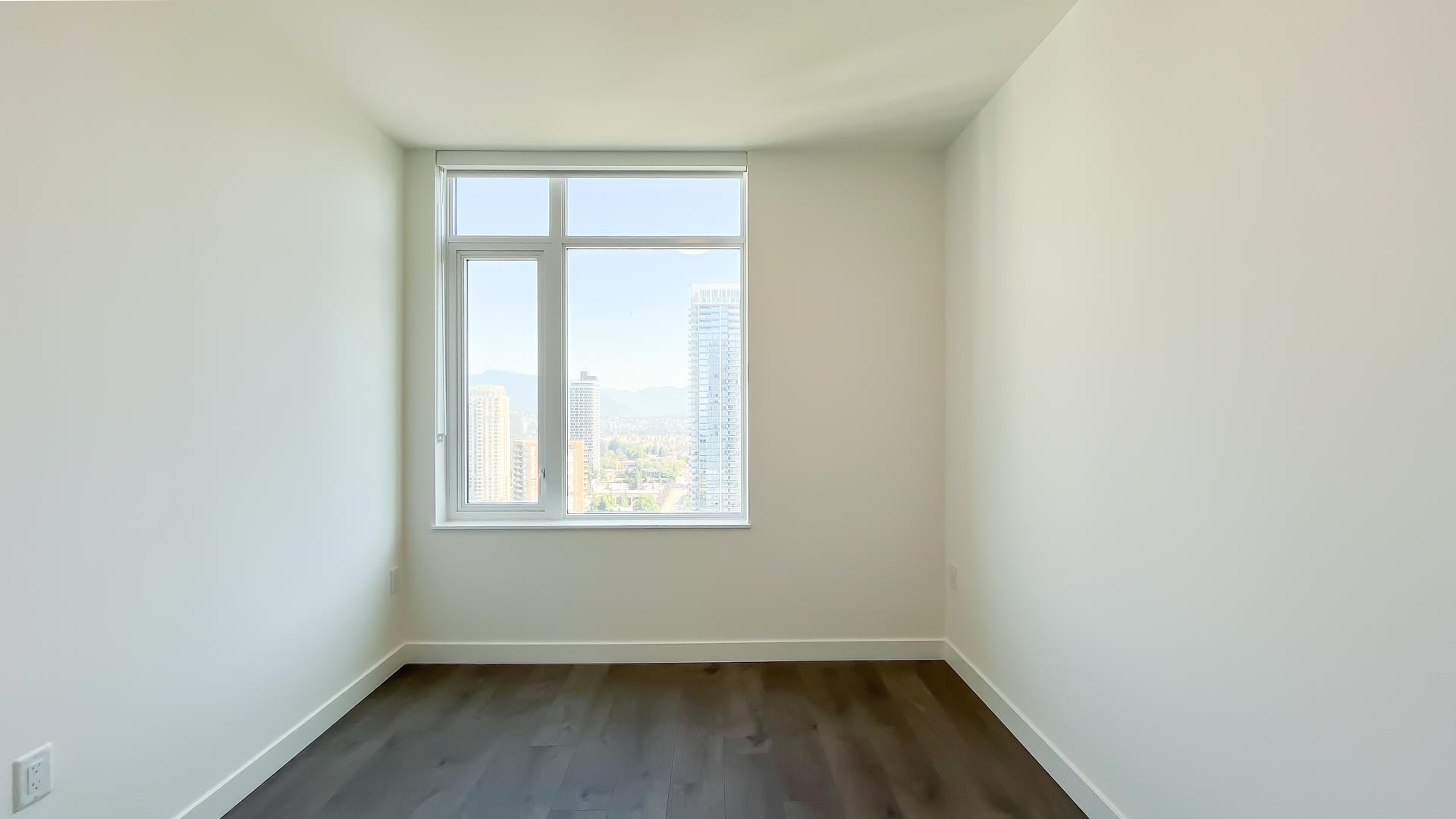 2406-6468 Willingdon Avenue, Burnaby, BC