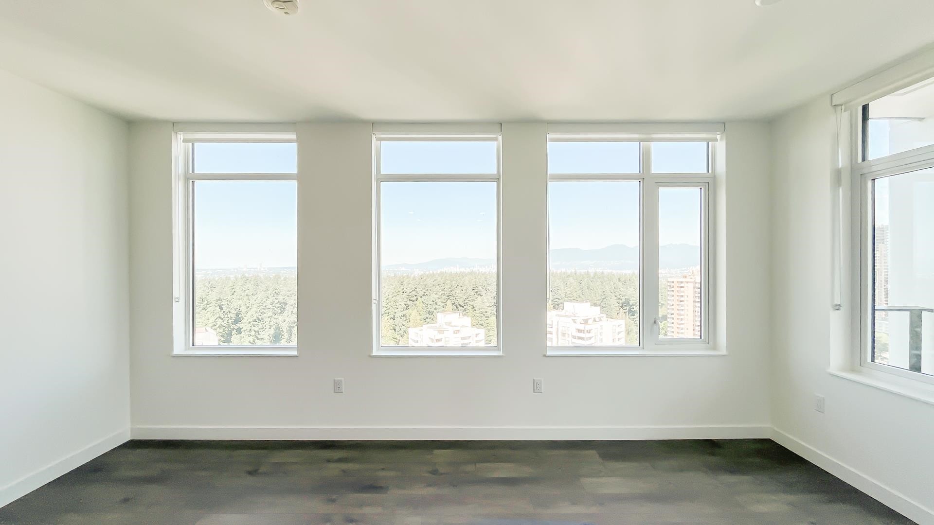 2406-6468 Willingdon Avenue, Burnaby, BC