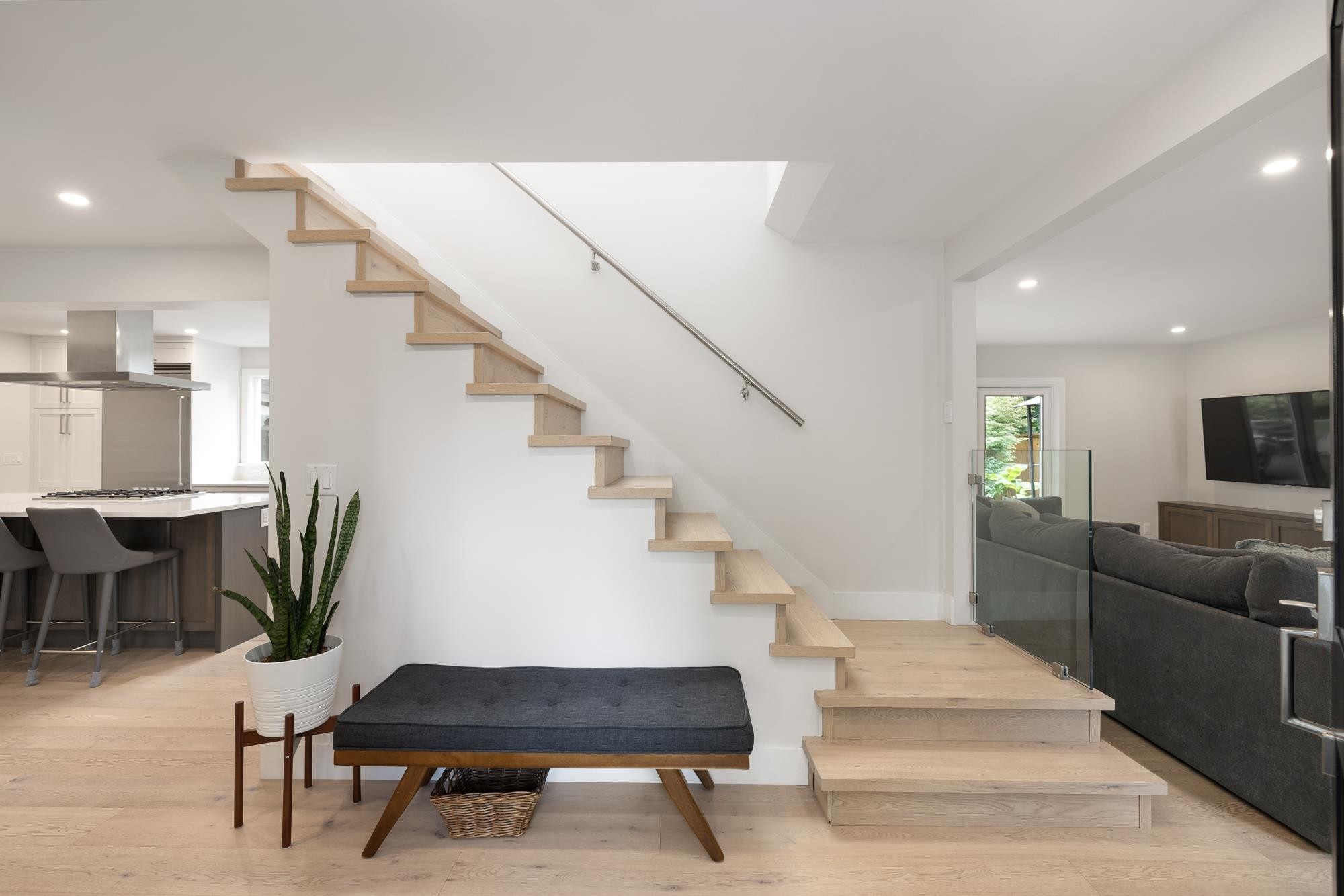 2678 Ailsa Crescent, North Vancouver, BC