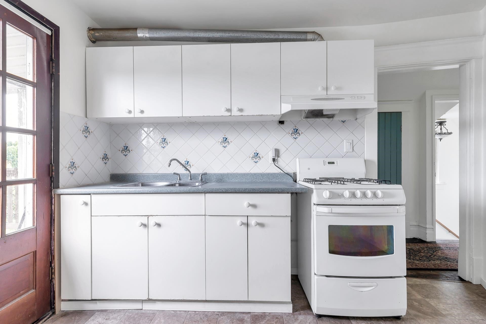 1836 1St Avenue E, Vancouver, BC