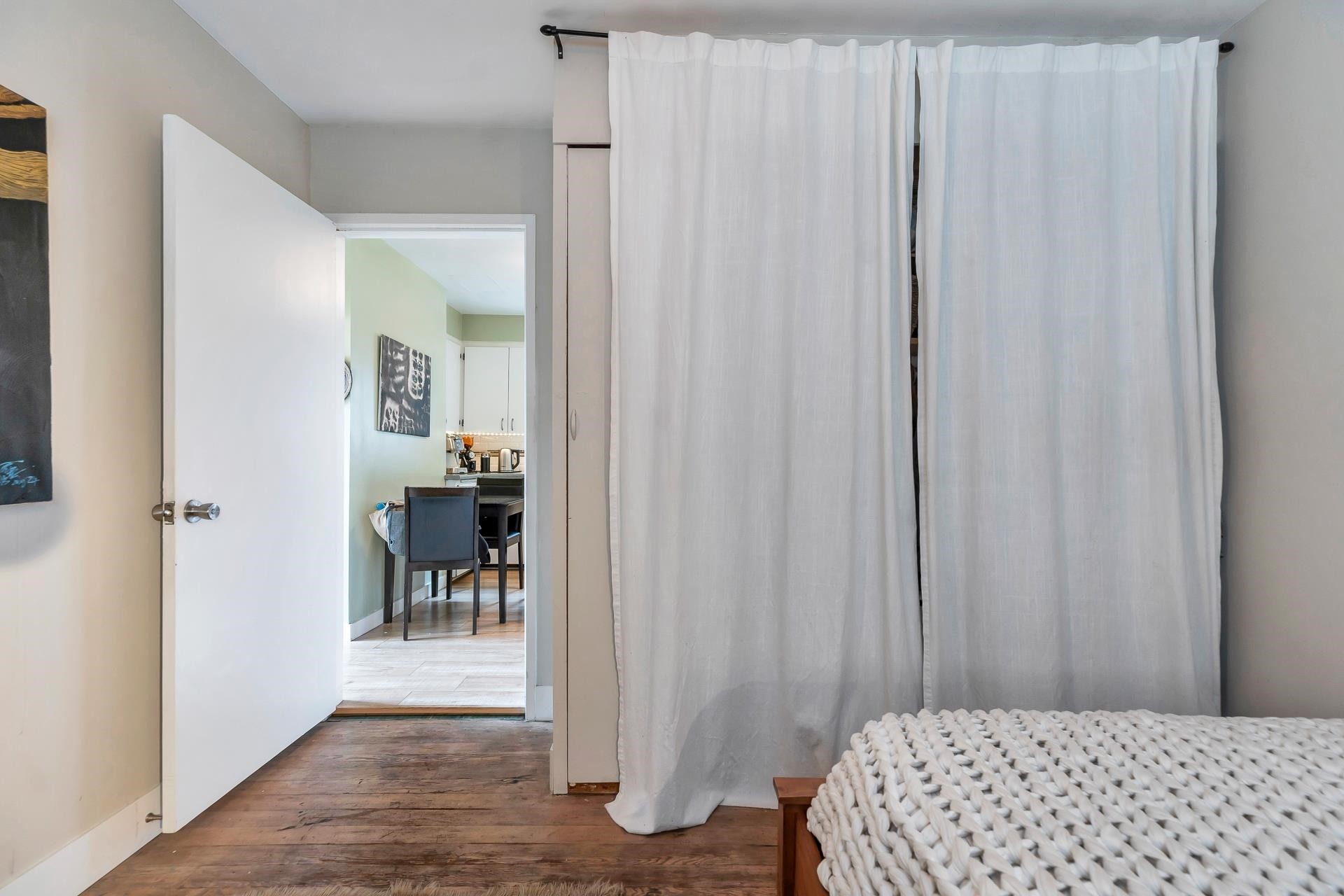 1836 1St Avenue E, Vancouver, BC