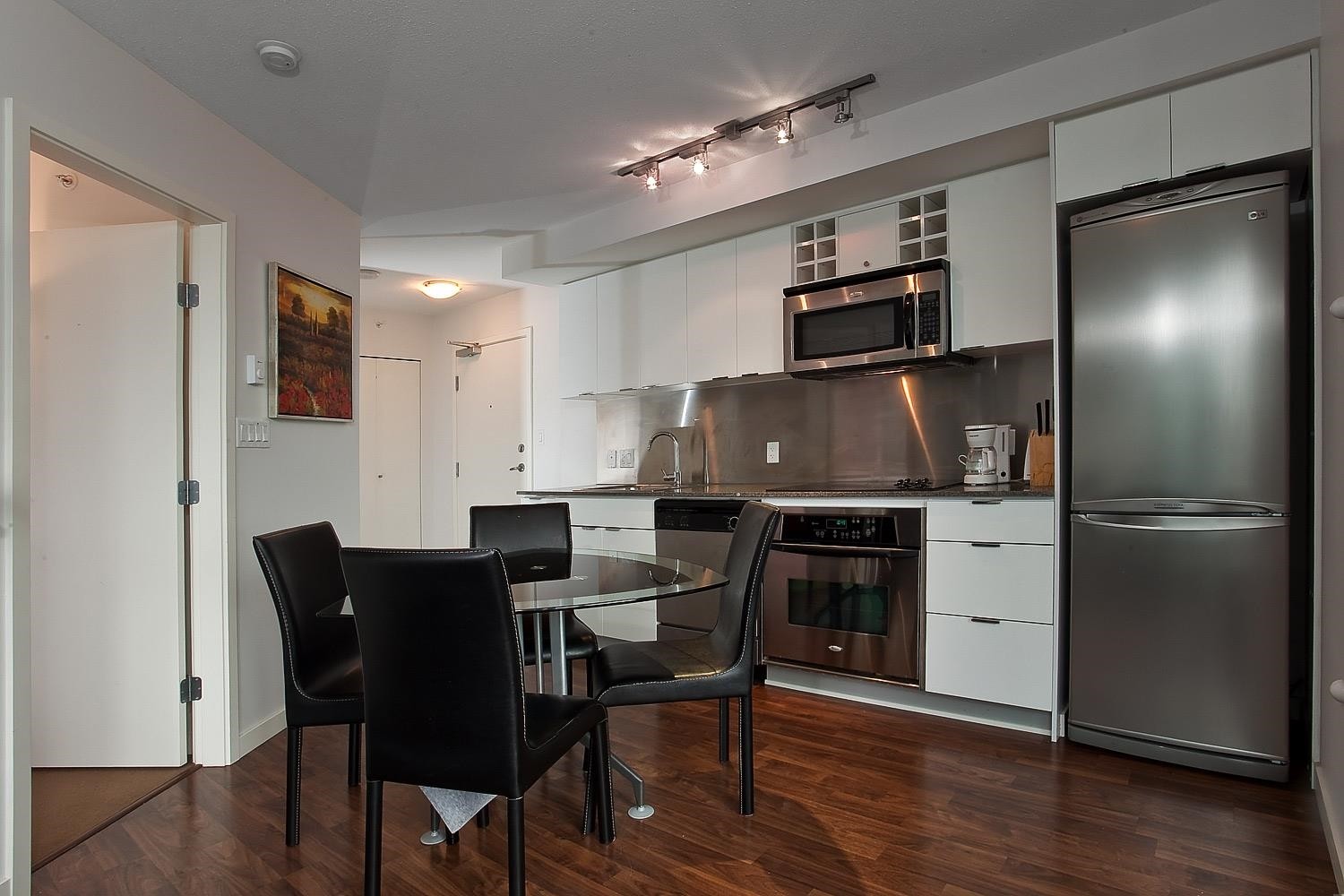 802-788 Hamilton Street, Vancouver, BC