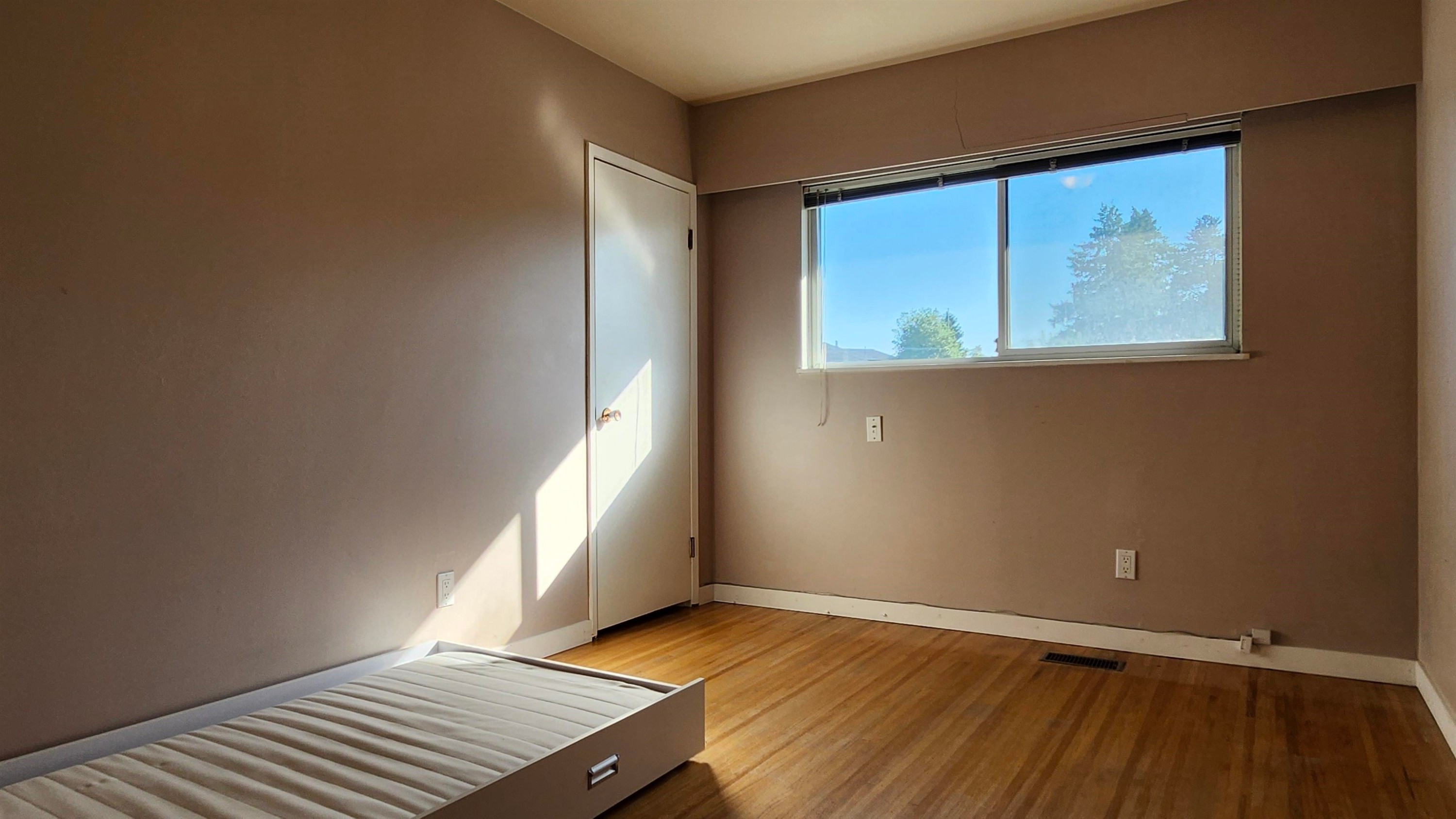 11400 Seafield Crescent, Richmond, BC
