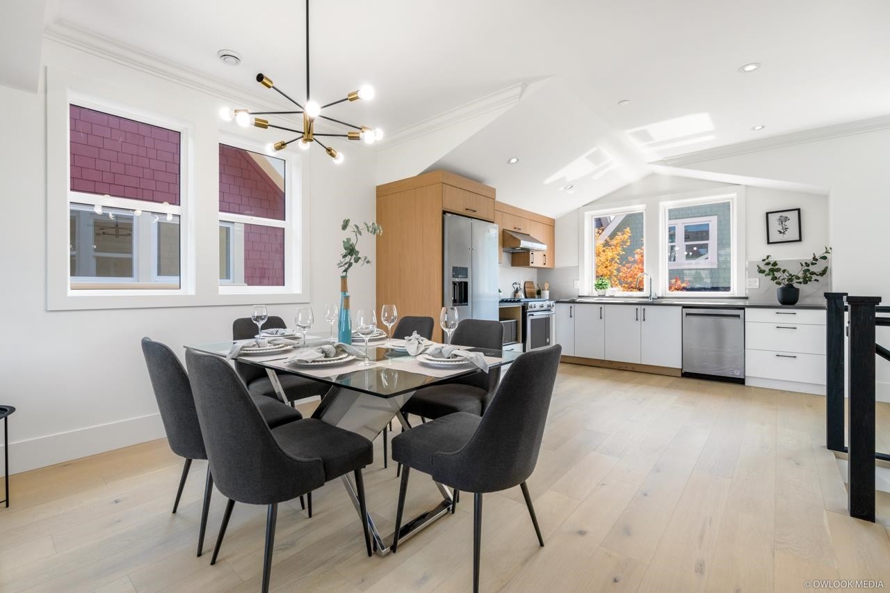 1427 27Th Avenue E, Vancouver, BC