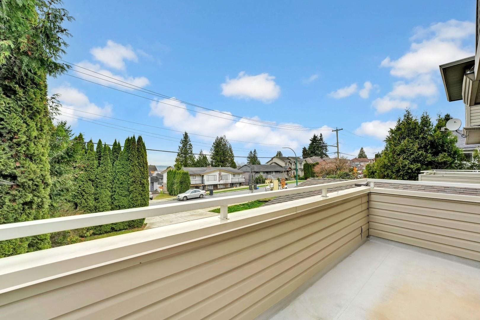 1067 Dansey Avenue, Coquitlam, BC