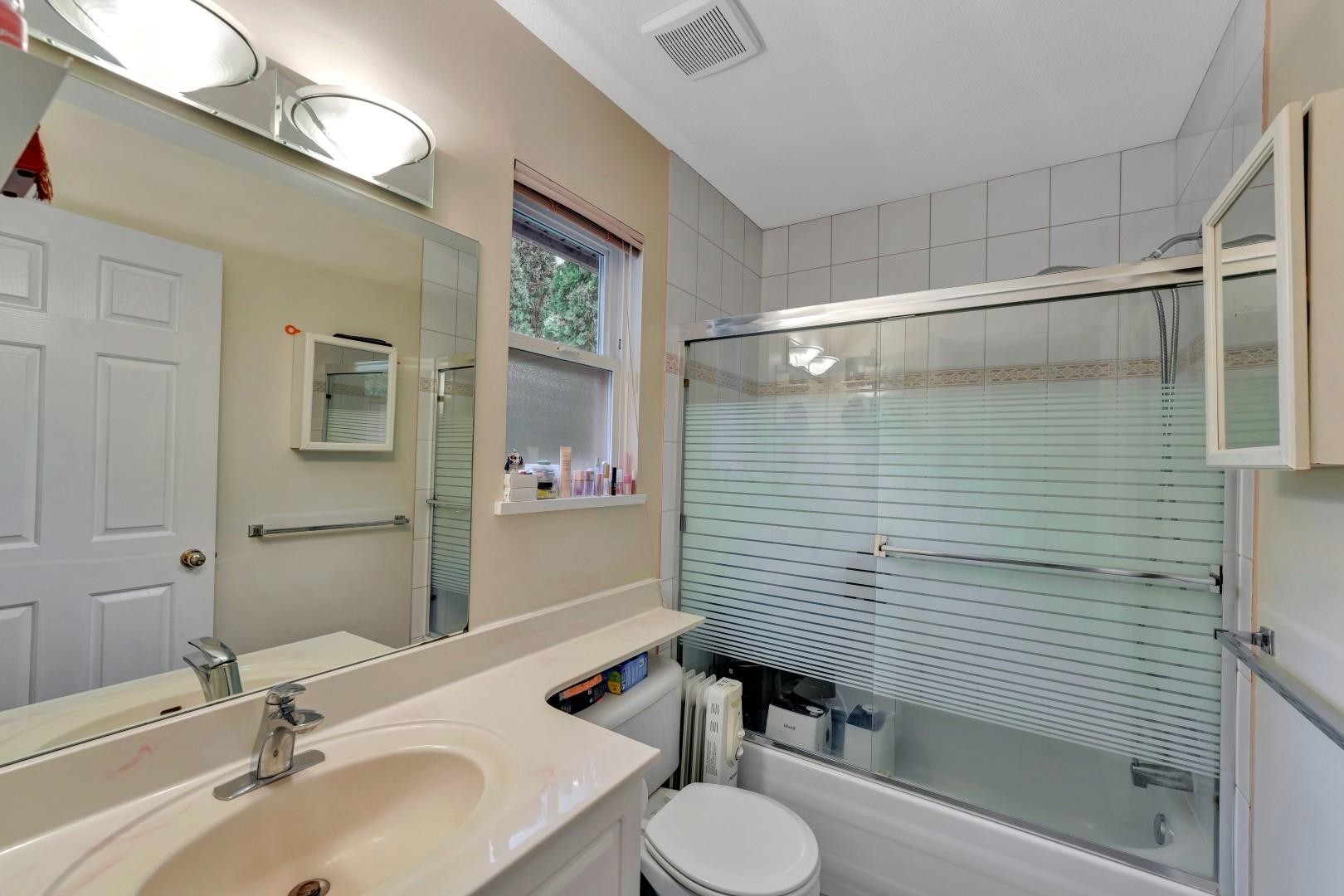 1067 Dansey Avenue, Coquitlam, BC