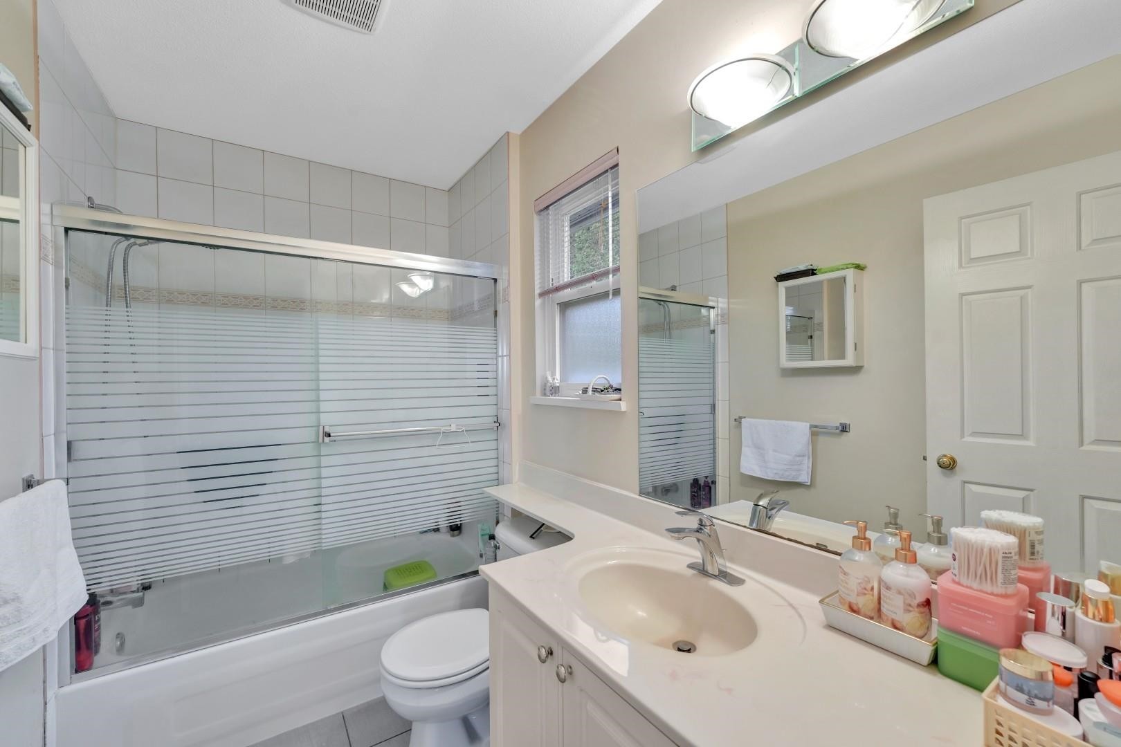 1067 Dansey Avenue, Coquitlam, BC