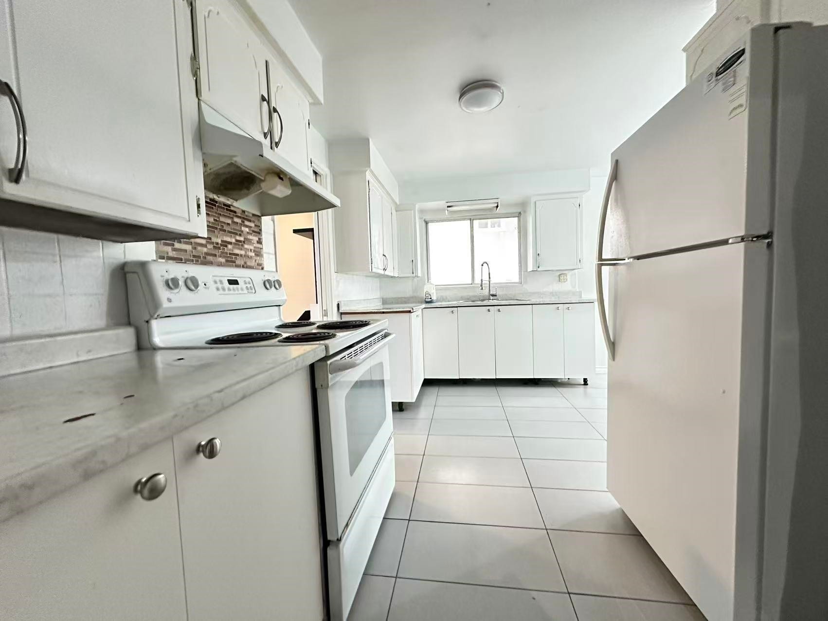 10280 Amethyst Avenue, Richmond, BC