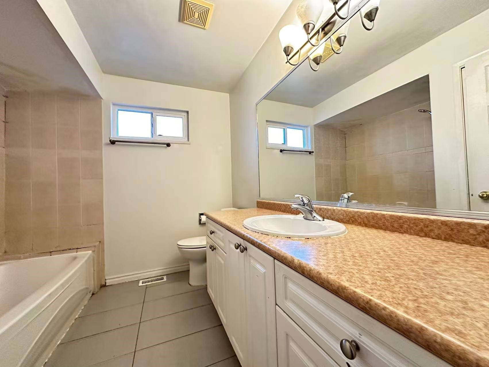 10280 Amethyst Avenue, Richmond, BC