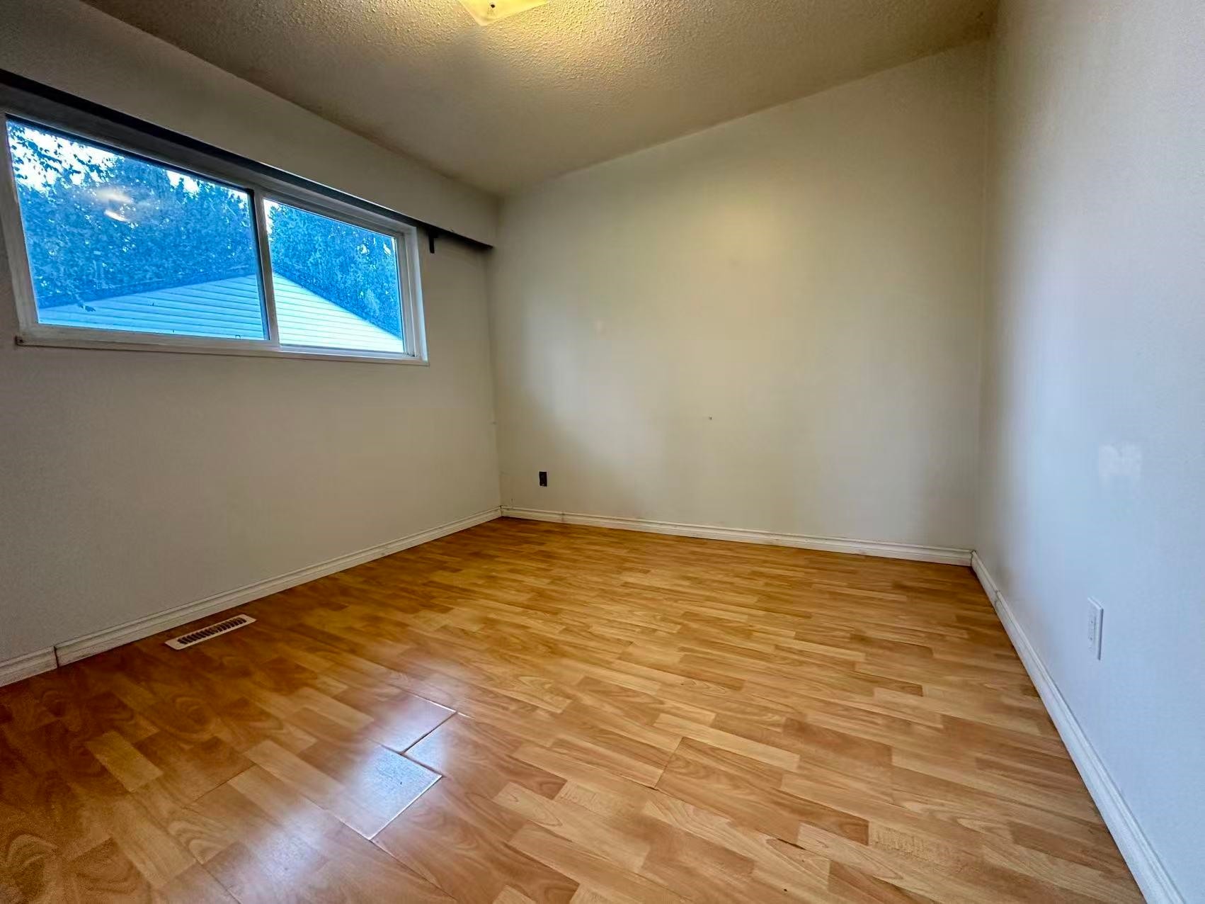 10280 Amethyst Avenue, Richmond, BC