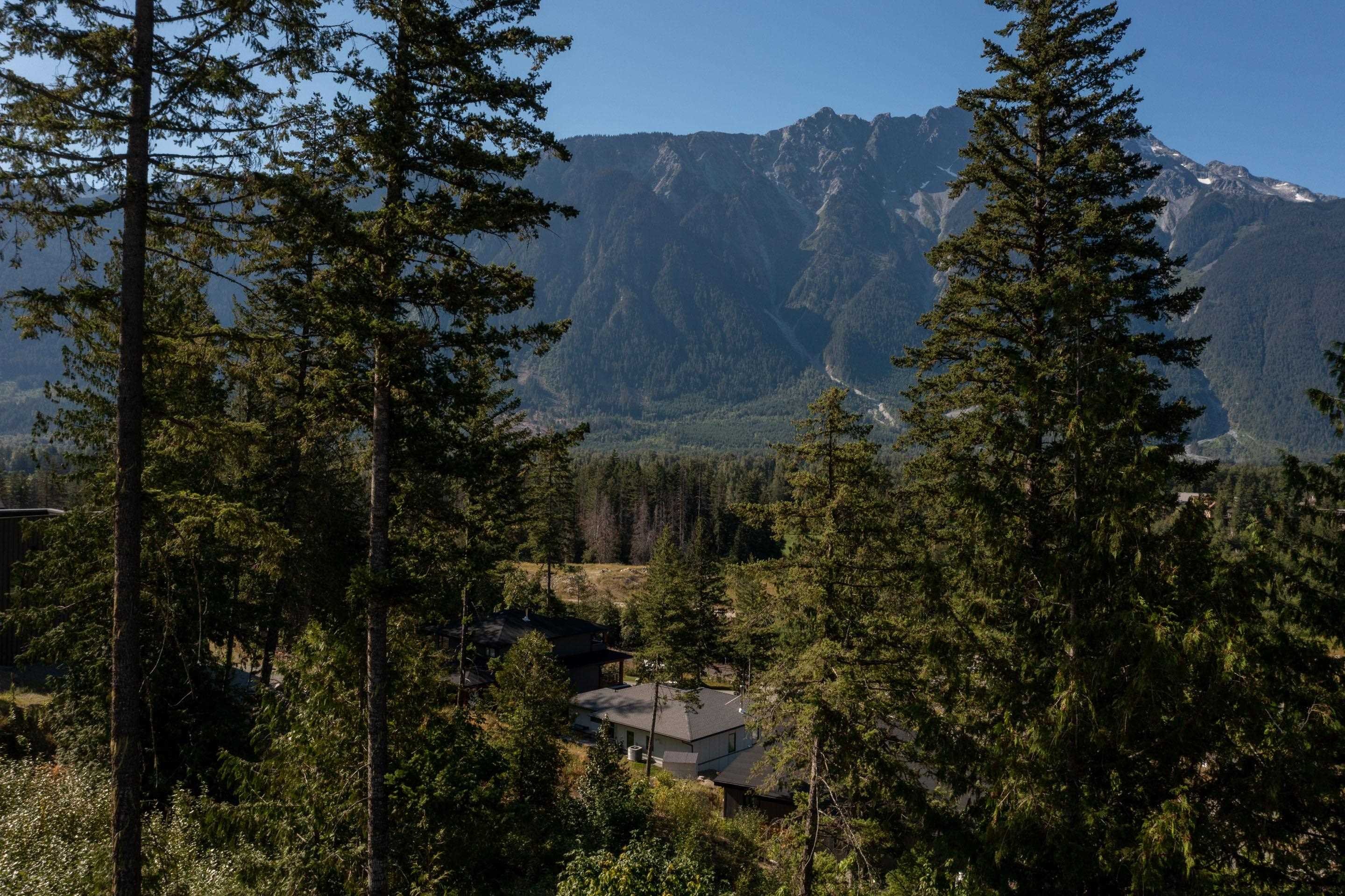 7677 Cerulean Drive, Pemberton, BC