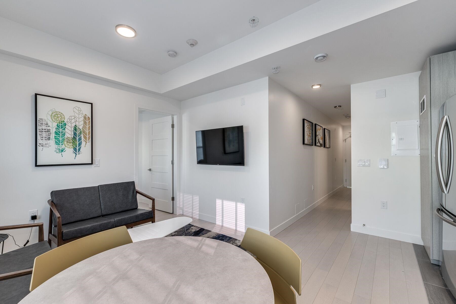 102-1431 Haro Street, Vancouver, BC