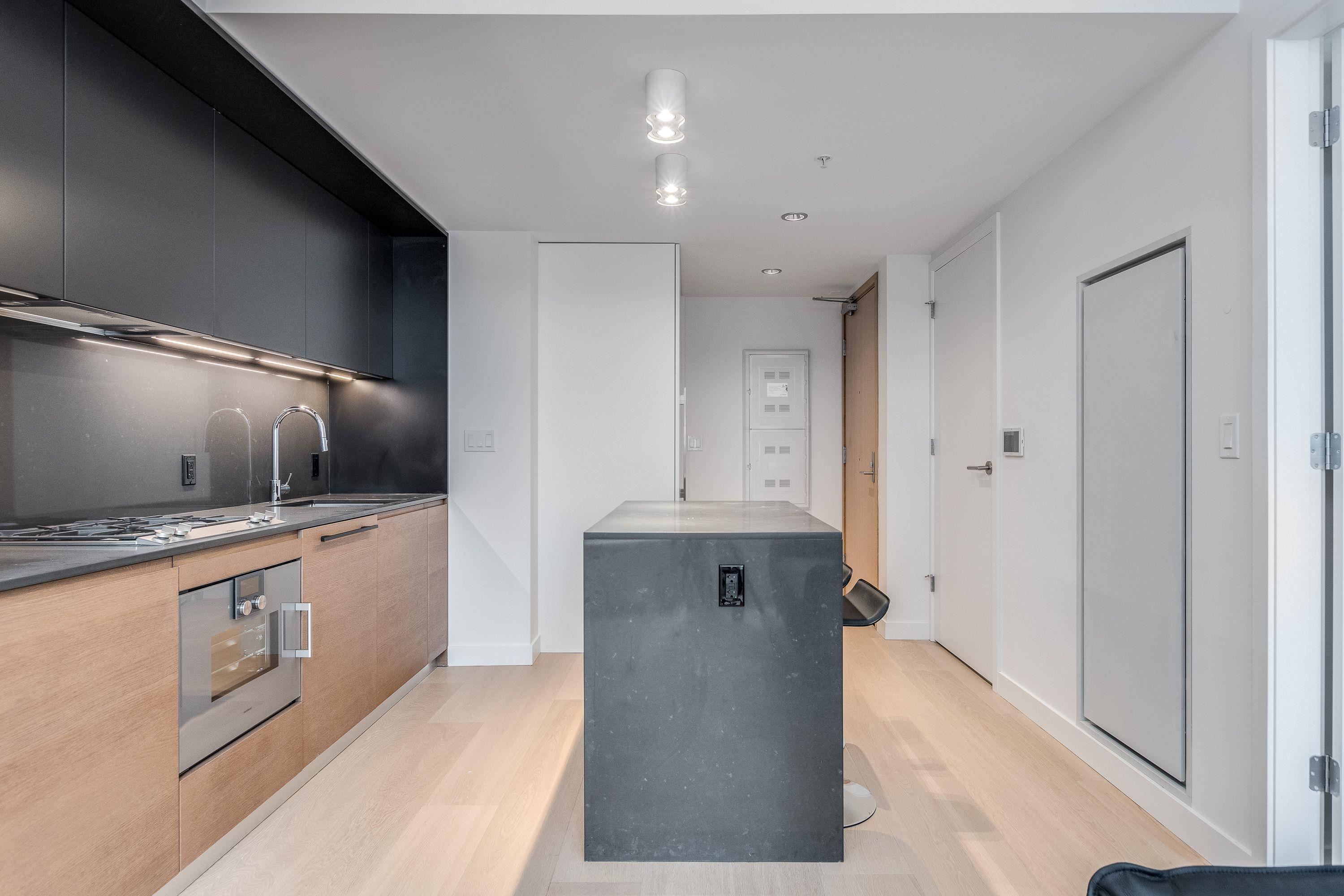 1002-1289 Hornby Street, Vancouver, BC