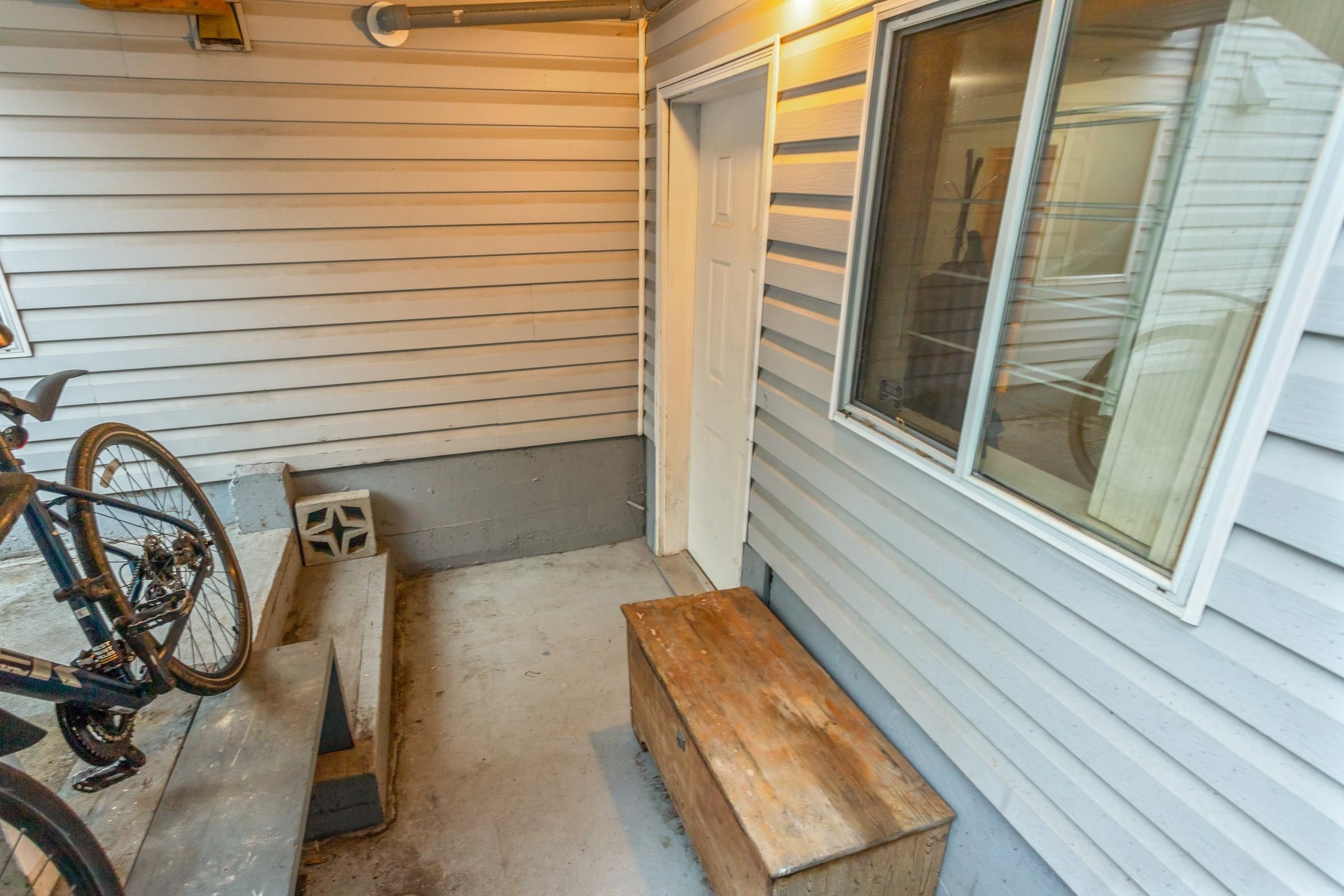 2586 8Th Avenue W, Vancouver, BC