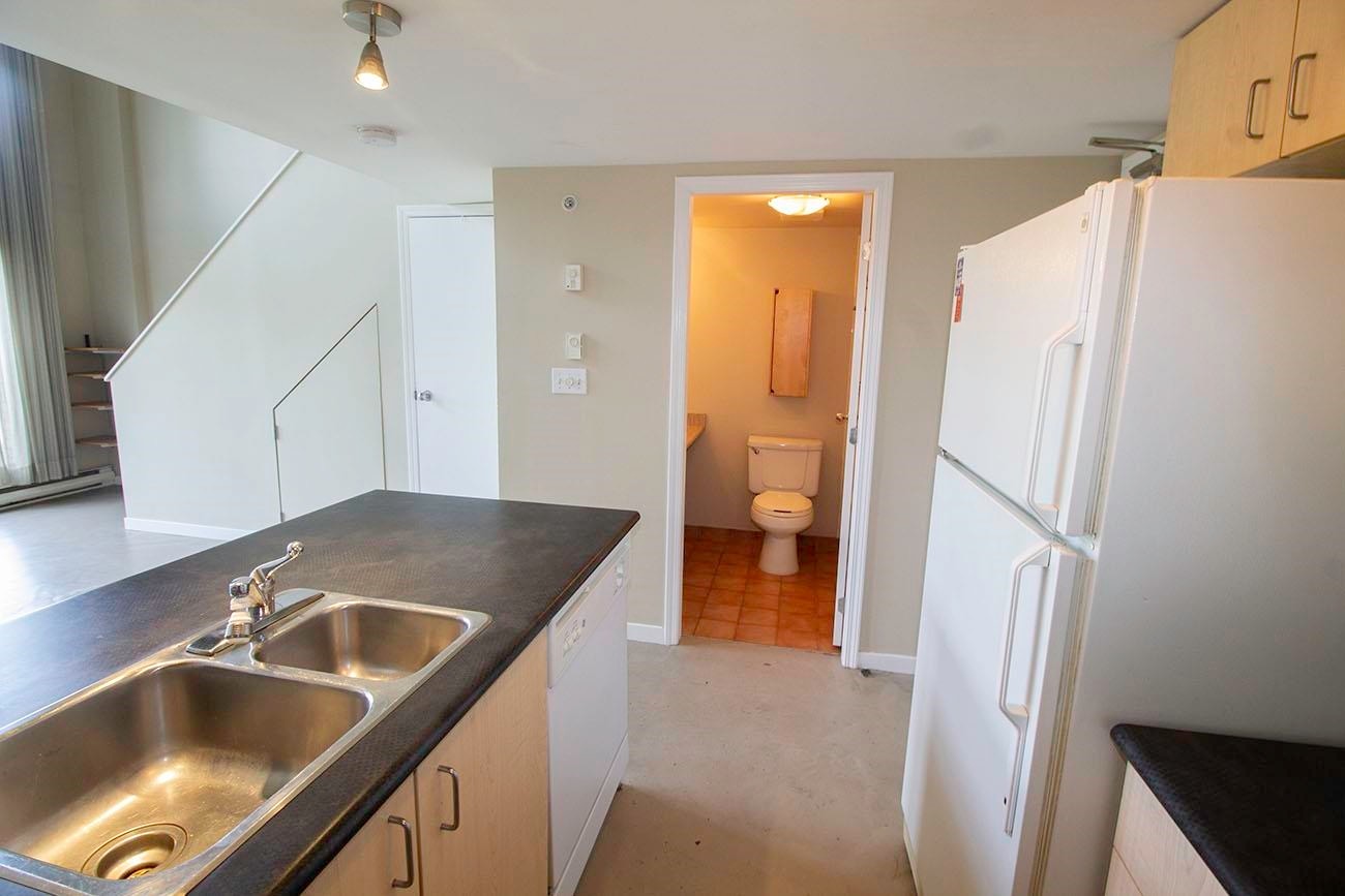 26-777 Burrard Street, Vancouver, BC