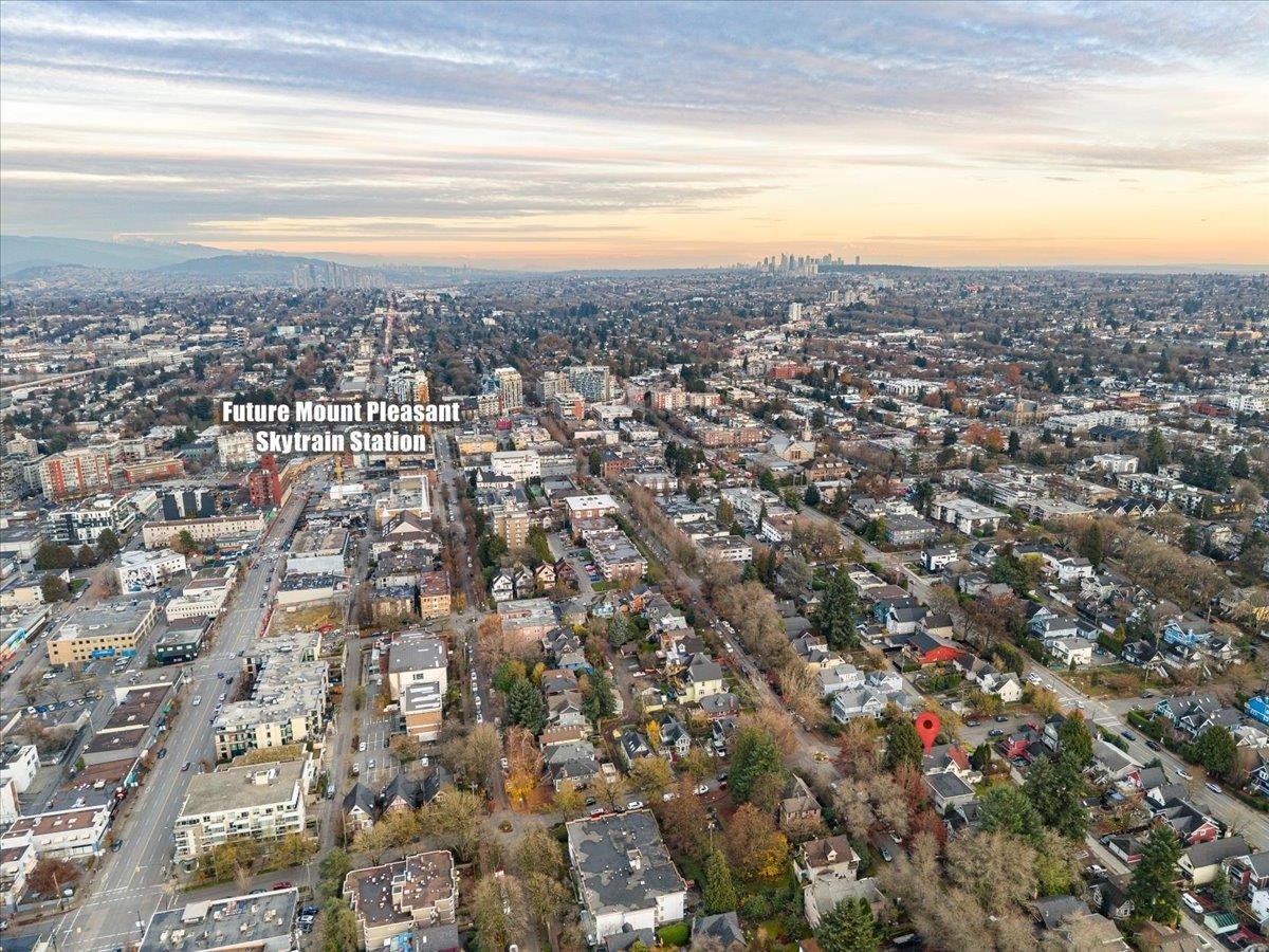 104 11Th Avenue W, Vancouver, BC