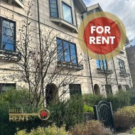 4354 Knight Street Vancouver, BC V5N 3M5