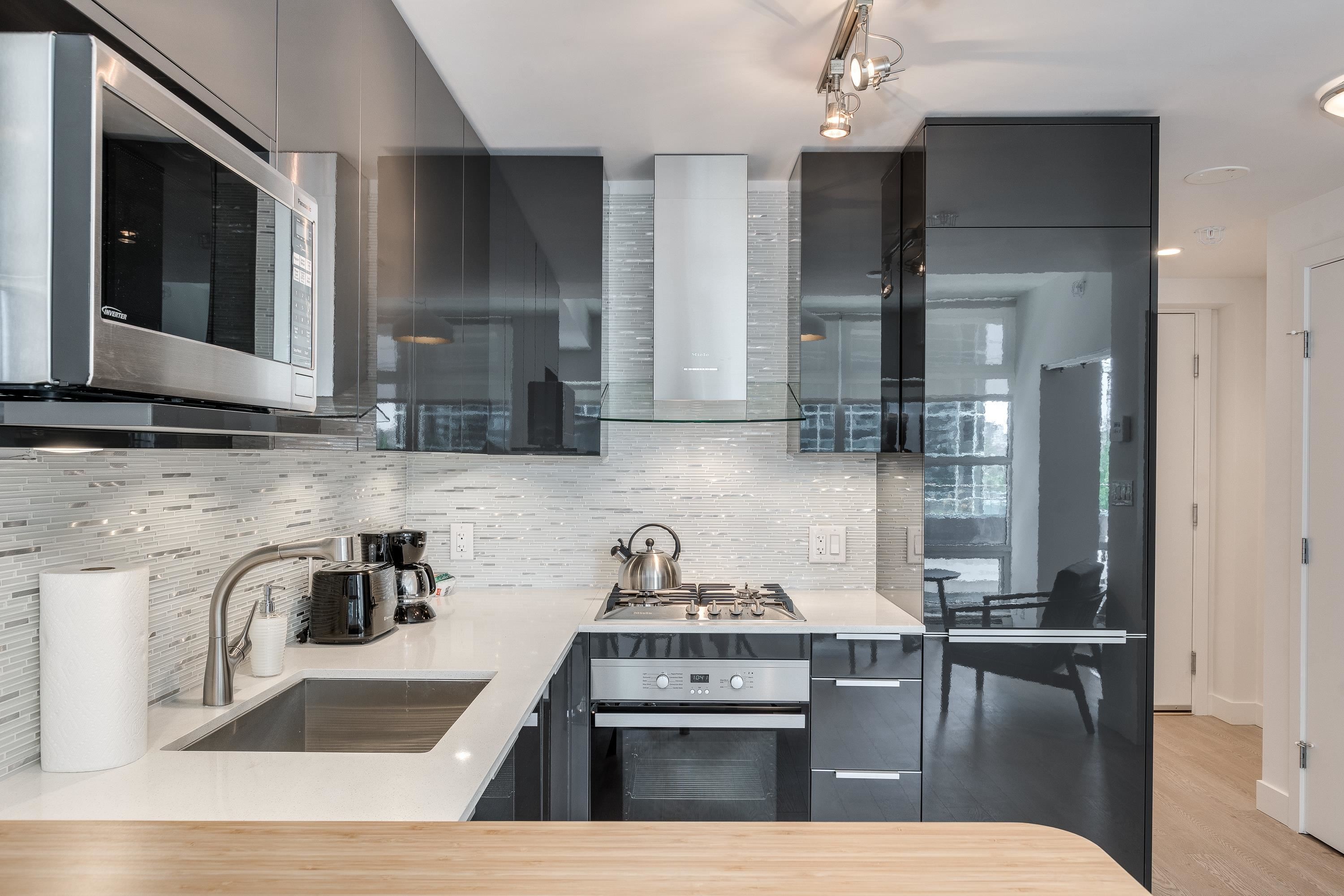 410-1283 Howe Street, Vancouver, BC